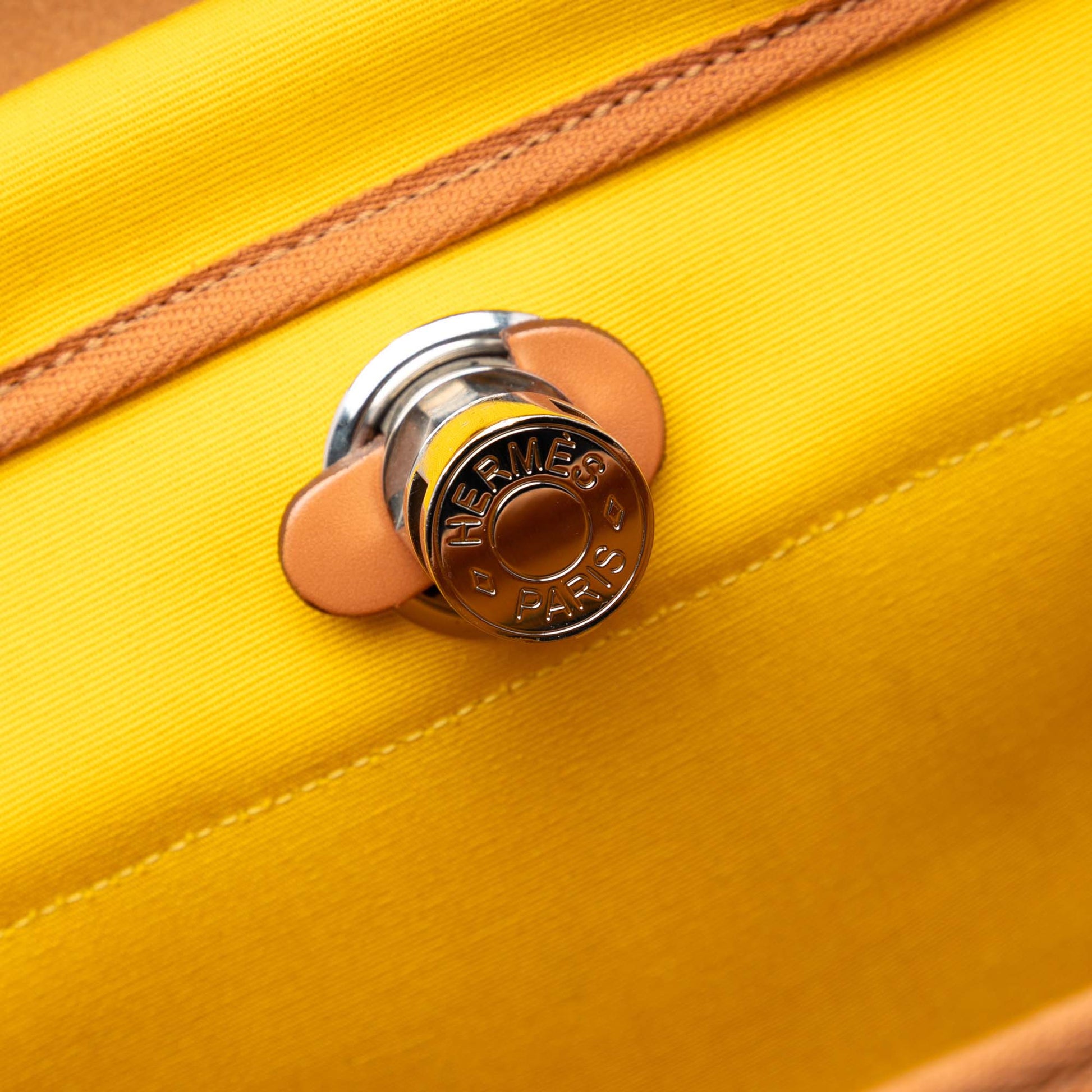 Hermès Toile Herbag A Dos Zip Retourne Backpack
