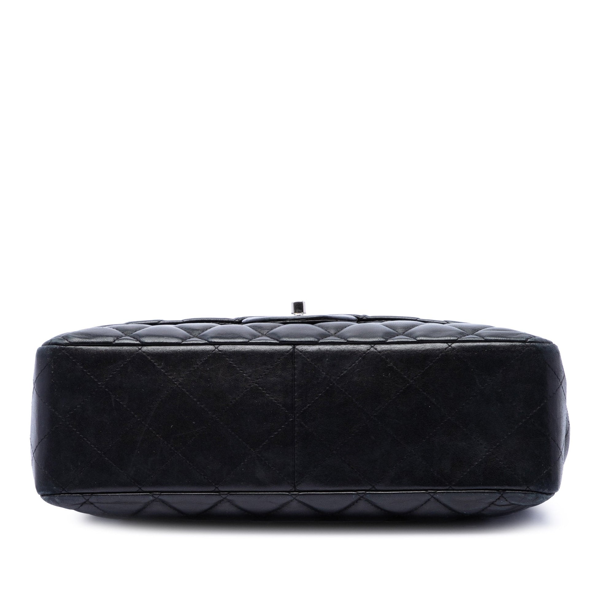 Chanel Jumbo Classic Lambskin Single Flap