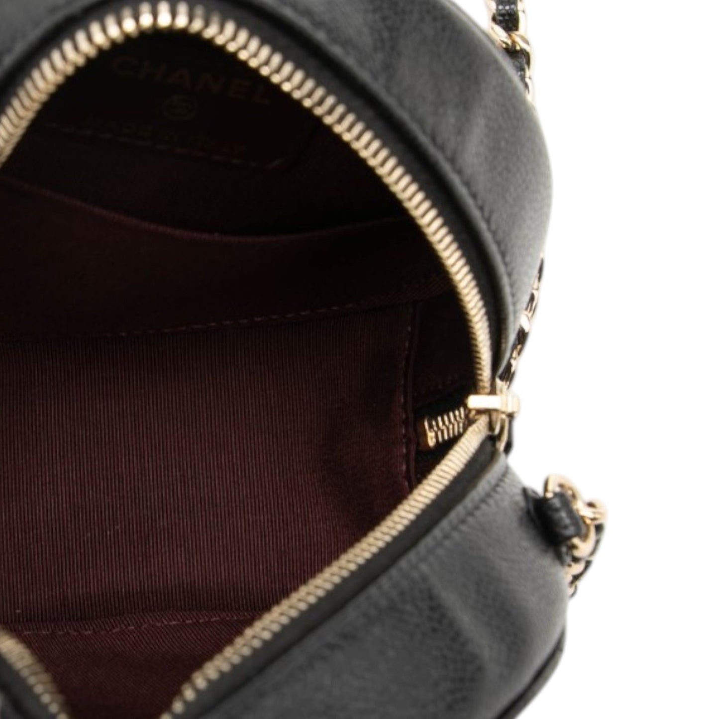Chanel CC Quilted Caviar Round Clutch With Chain
