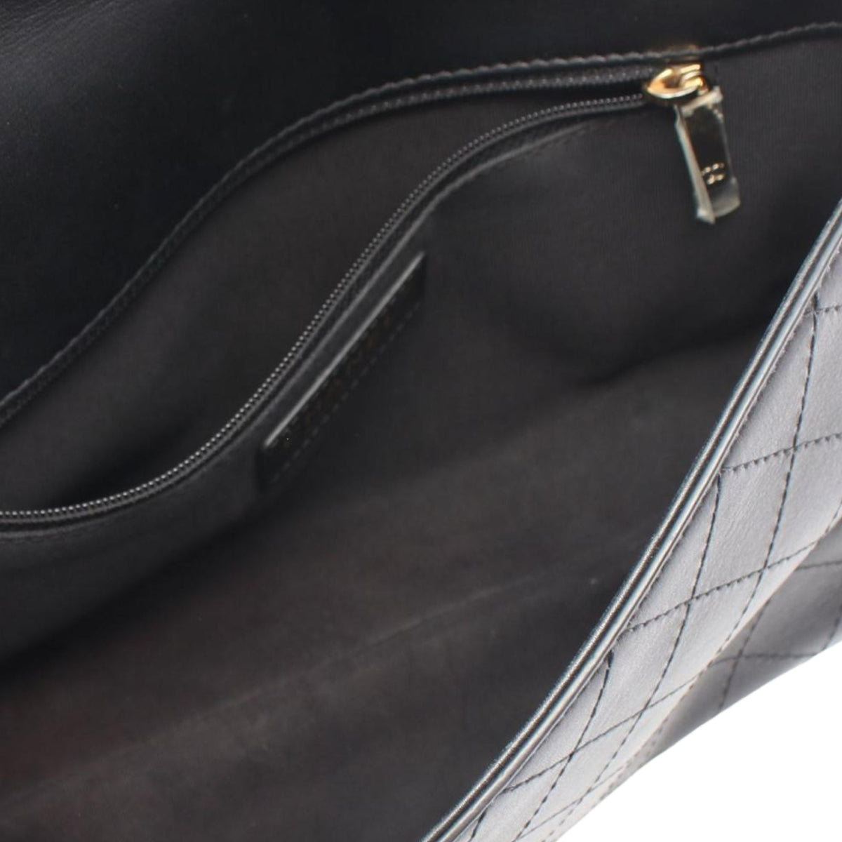 Chanel CC Quilted Calfskin Single Flap — Black