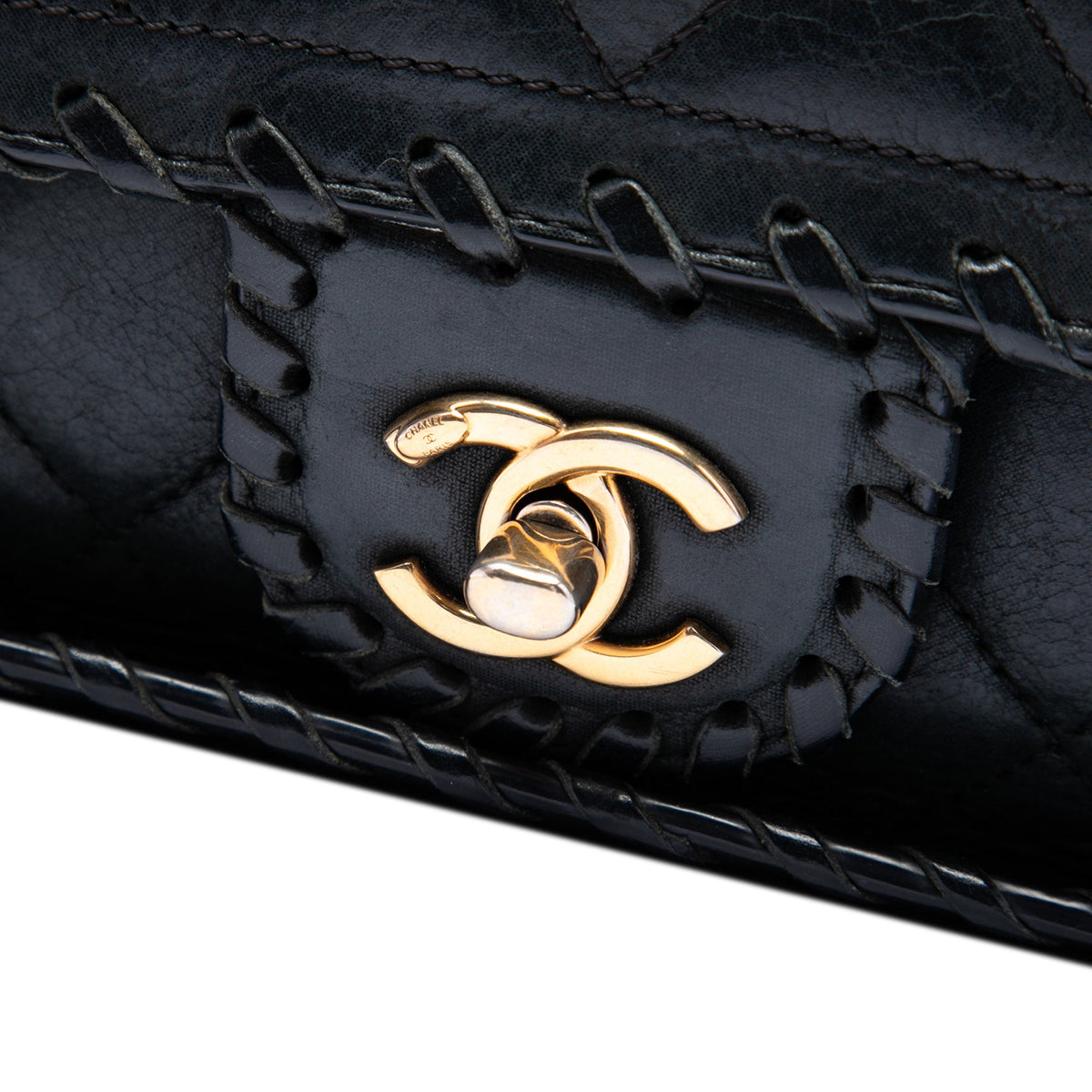 Chanel Medium Quilted Iridescent Calfskin Happy Stitch Flap — Black