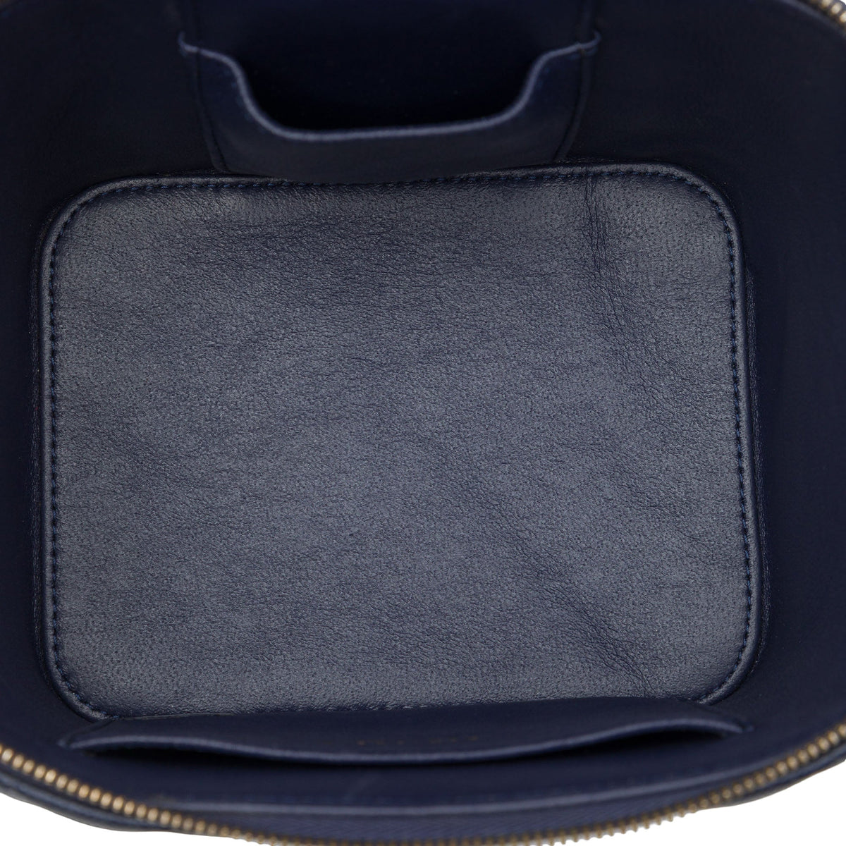 Chanel CC Quilted Caviar Top Handle Vanity Case with Chain — Blue