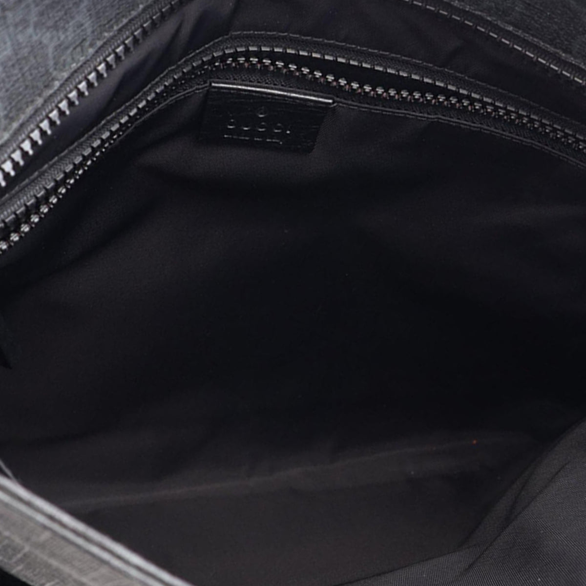 Gucci GG Supreme Crossbody