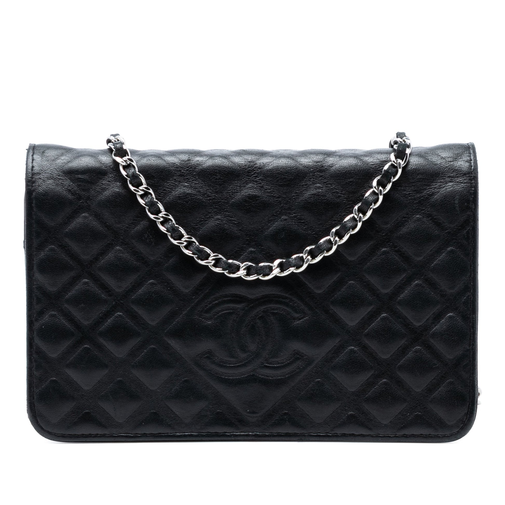 CC Embossed Lambskin Diamond Wallet On Chain