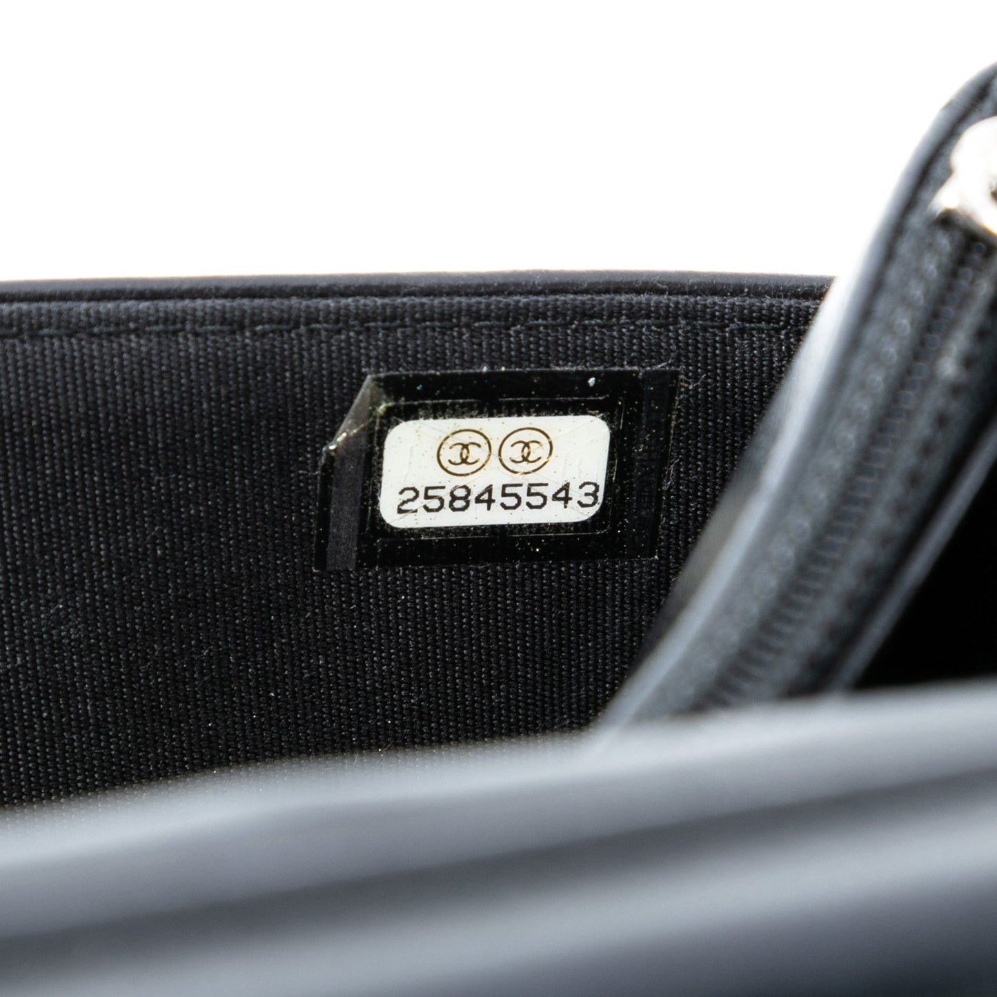 CC Embossed Lambskin Diamond Wallet On Chain