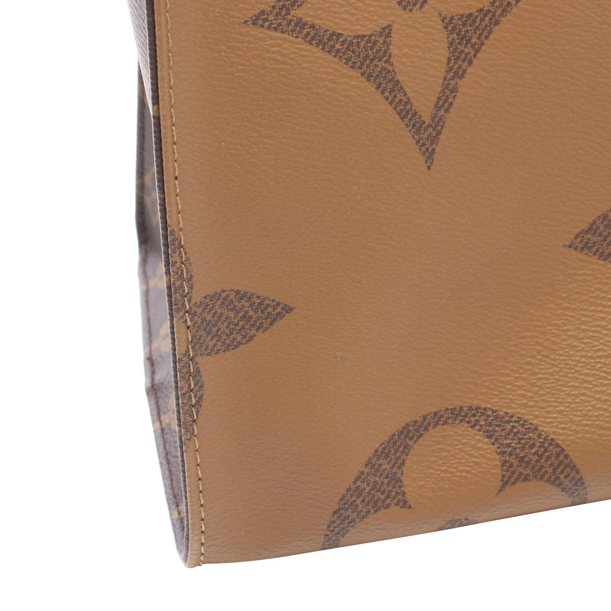 Louis Vuitton Monogram Reverse Giant OnTheGo GM — Brown