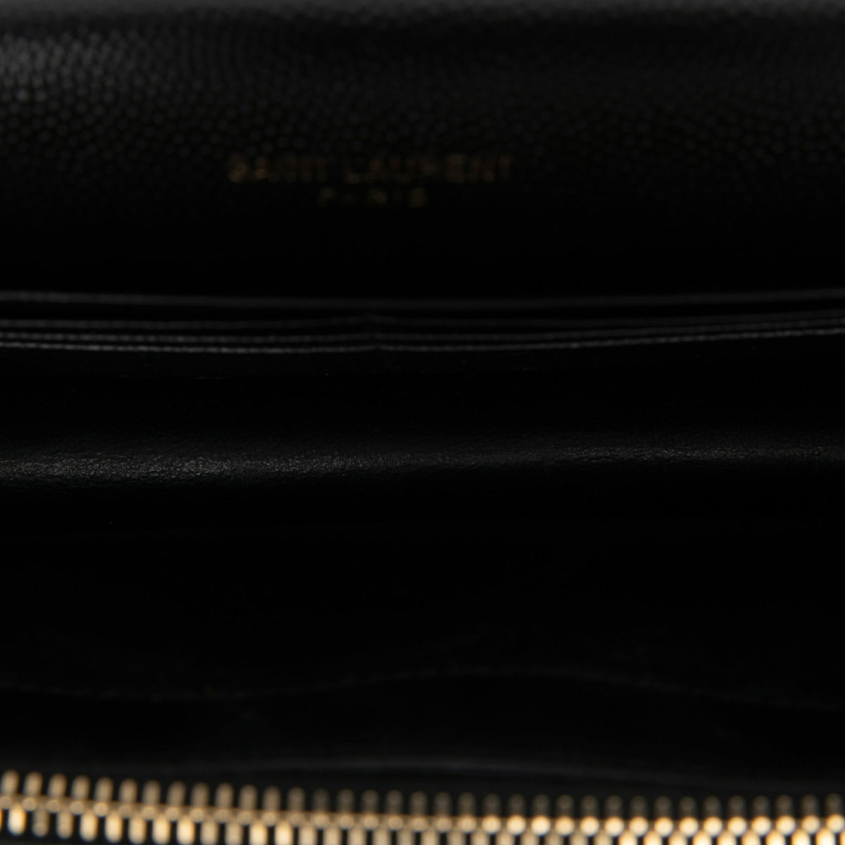 Saint Laurent Grain De Poudre Chevron Cassandre Envelope Chain Wallet — Black