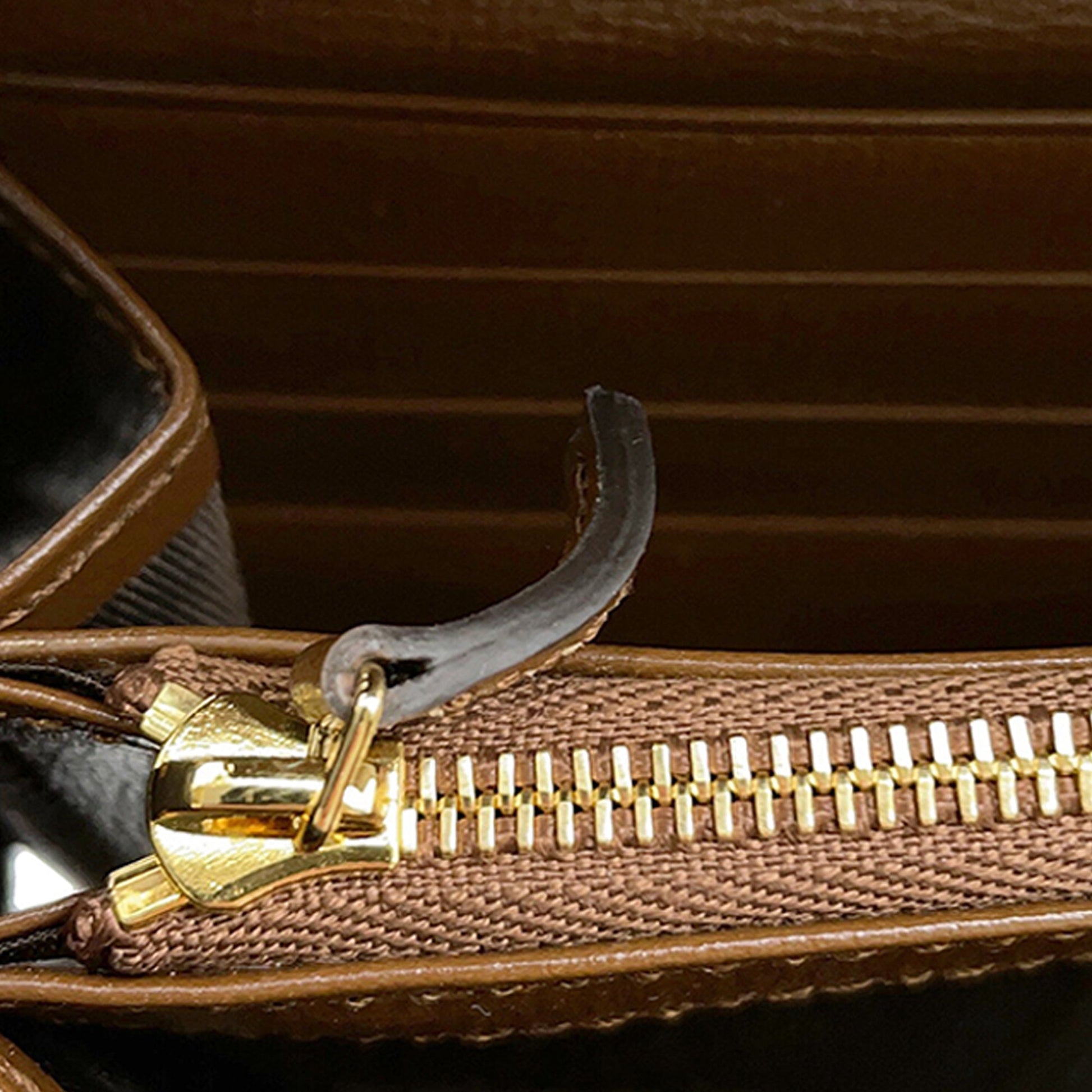 Gucci GG Supreme Jackie 1961 Wallet On Chain