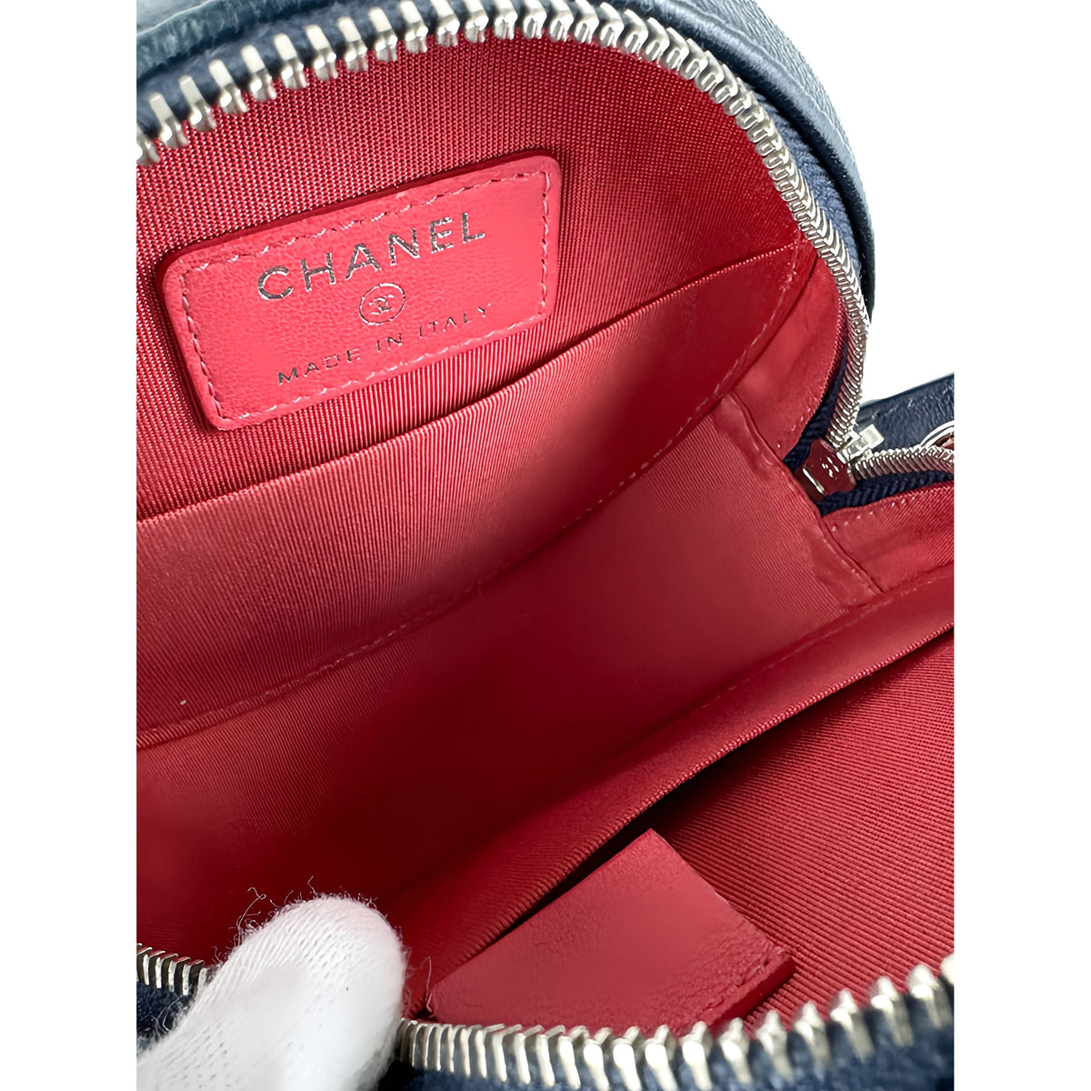 Chanel Quilted Lambskin Color Pop Round Clutch with Chain — Blue