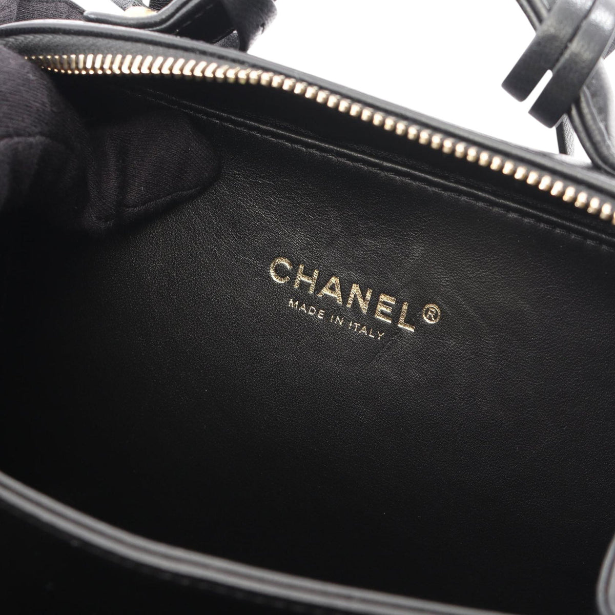 Chanel Small Lambskin CC Filigree Vanity Case — Black