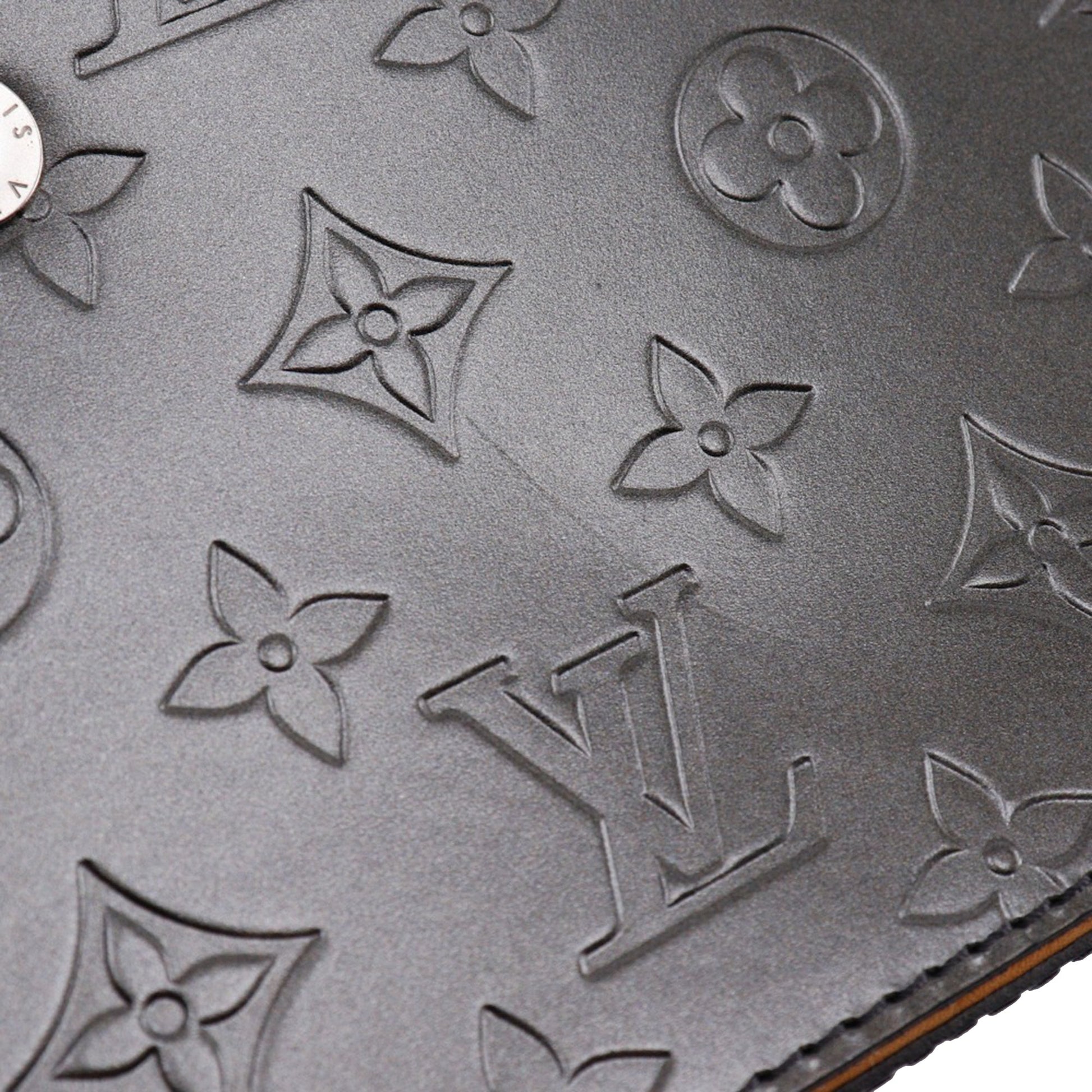 Louis Vuitton Monogram Mat Shelton