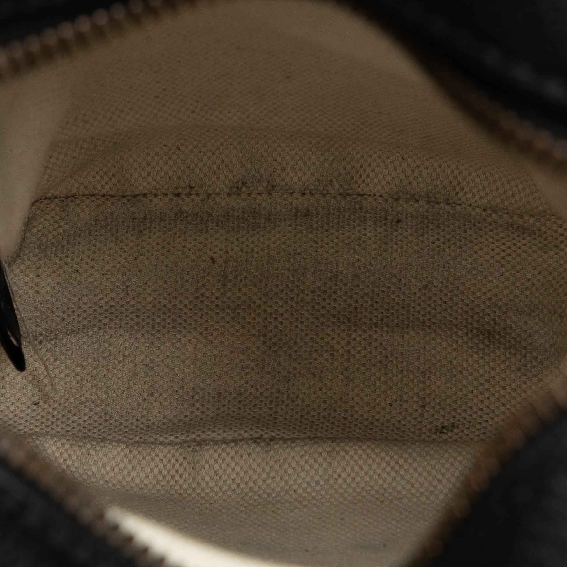 Gucci Gucci Logo Crossbody