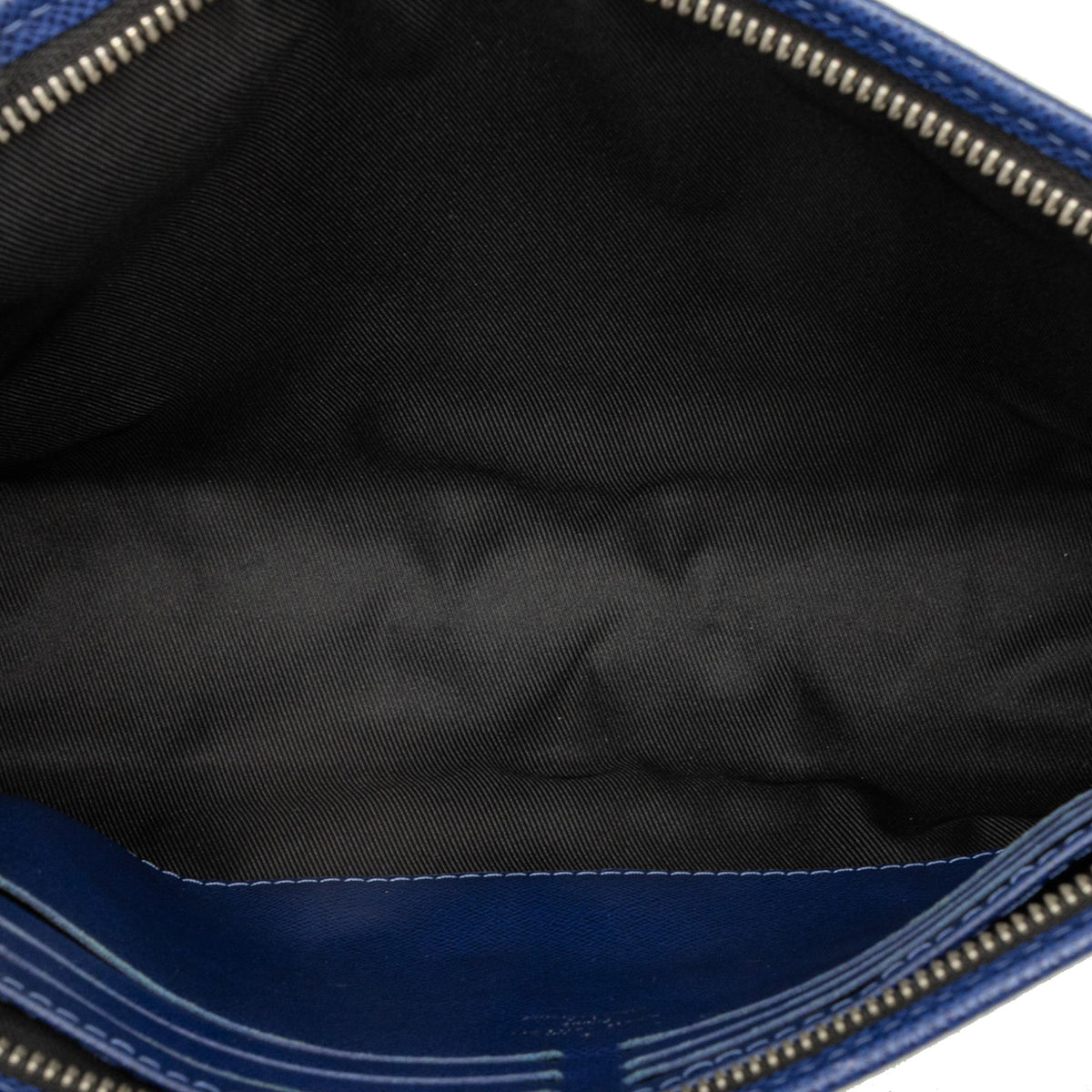 Louis Vuitton Monogram Taigarama Pochette Voyage MM — Blue