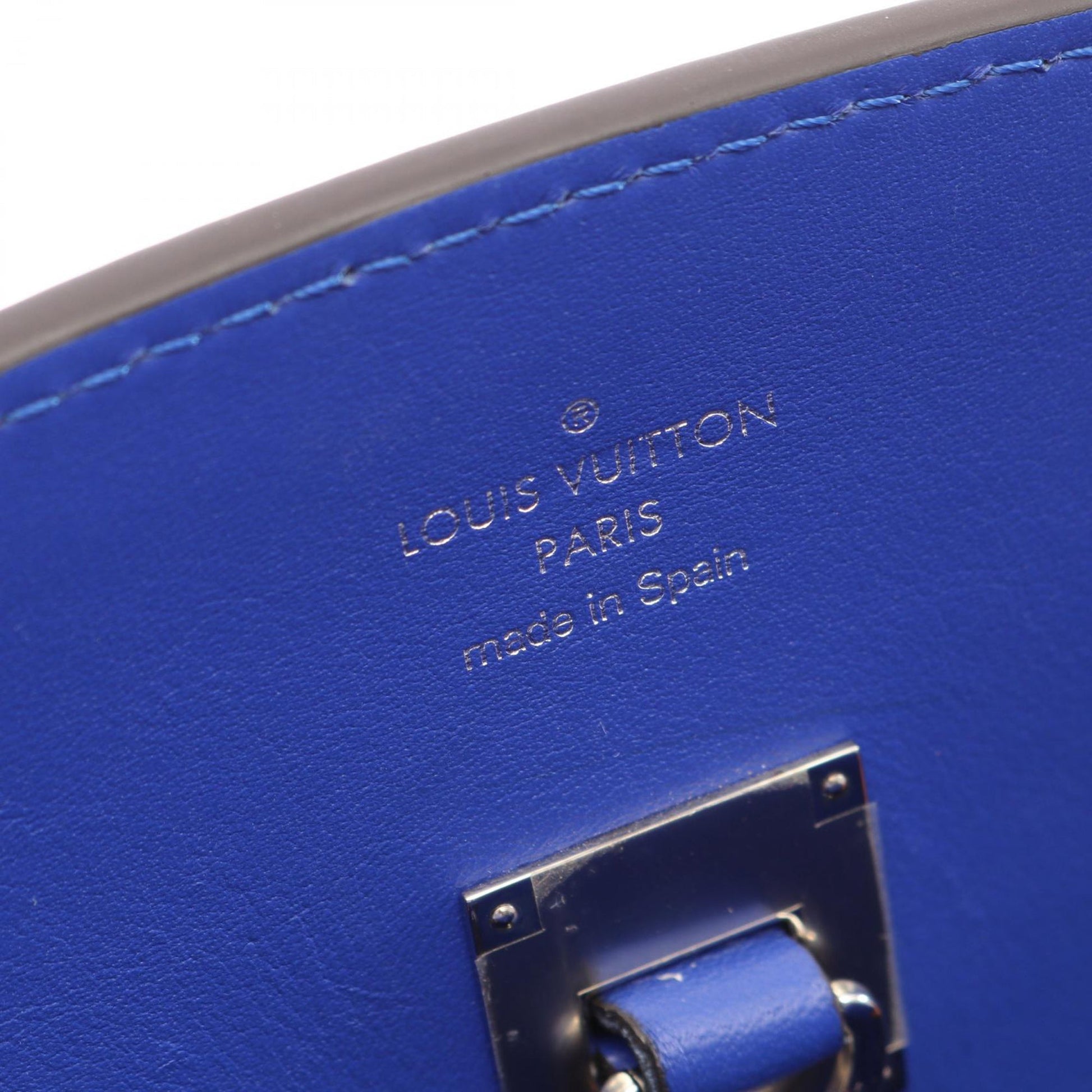 Louis Vuitton Veau Nuage Milla PM
