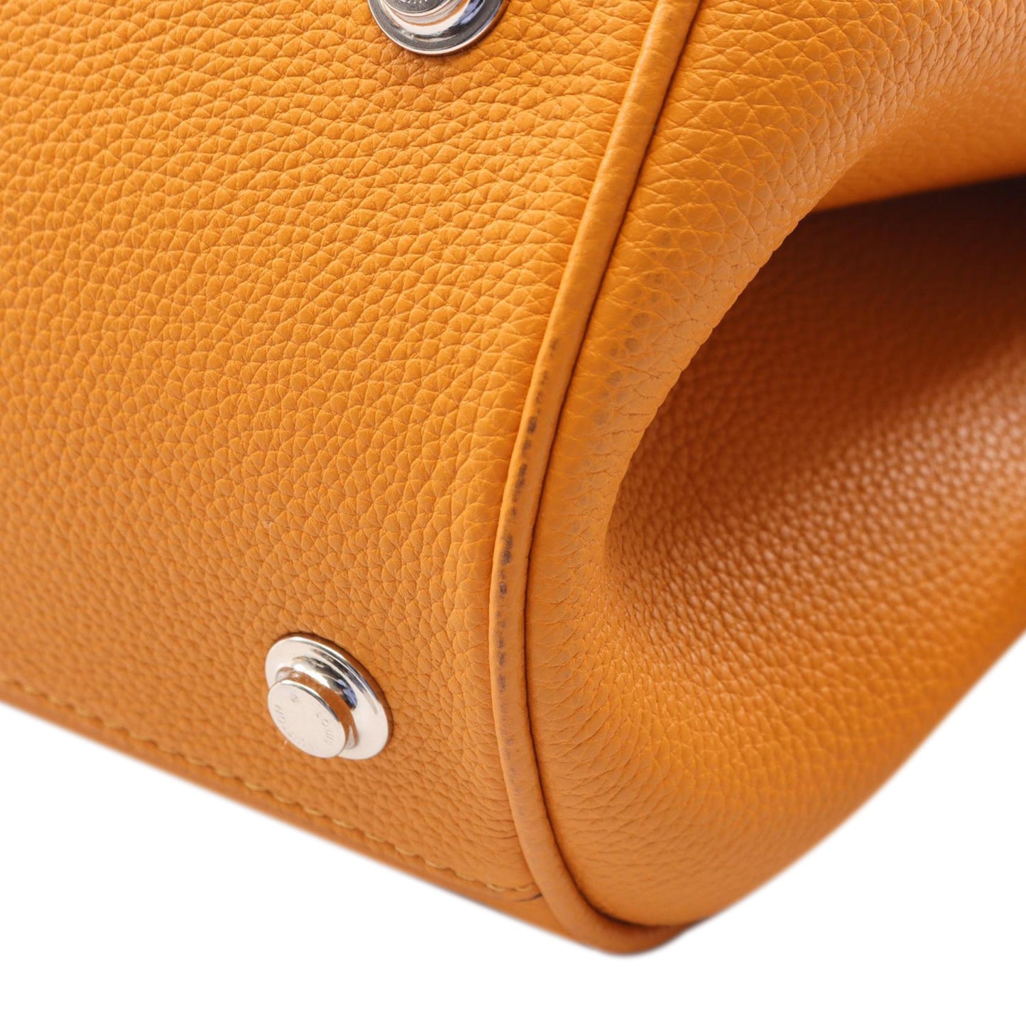 Louis Vuitton Veau Nuage Milla PM