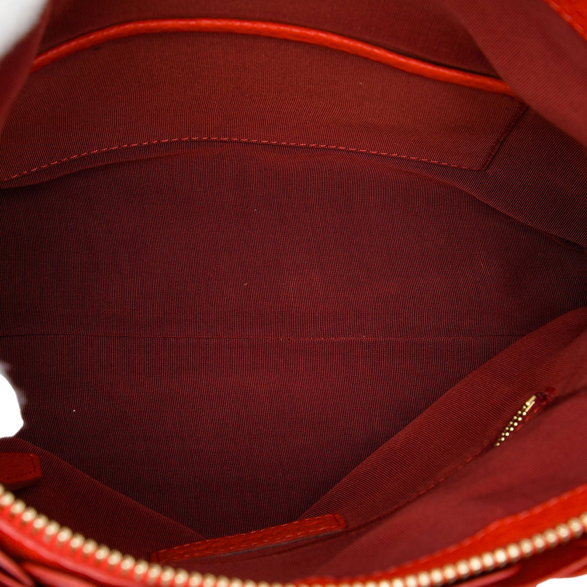 Burberry Leather The Petal Clutch With Strap