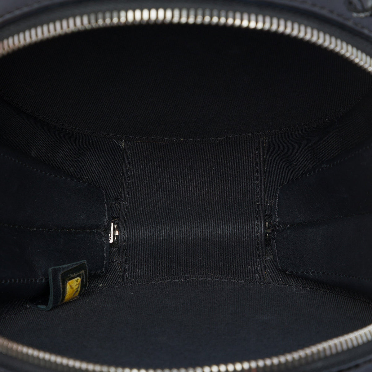 Chanel Patent Leather Round As Earth Crossbody — Black