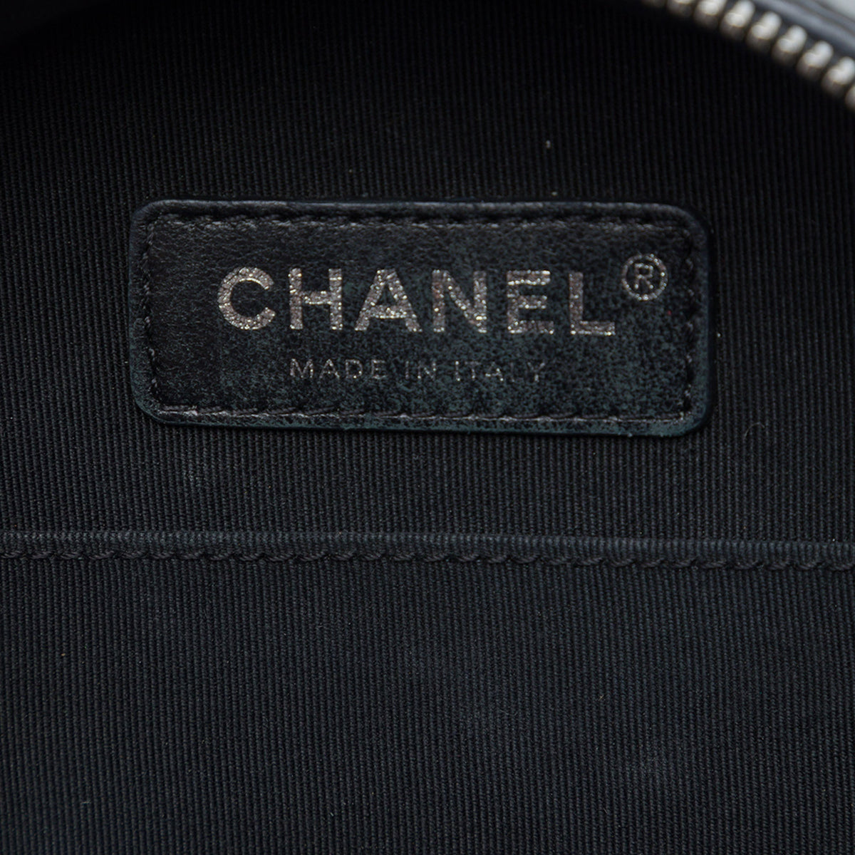Chanel Patent Leather Round As Earth Crossbody — Black