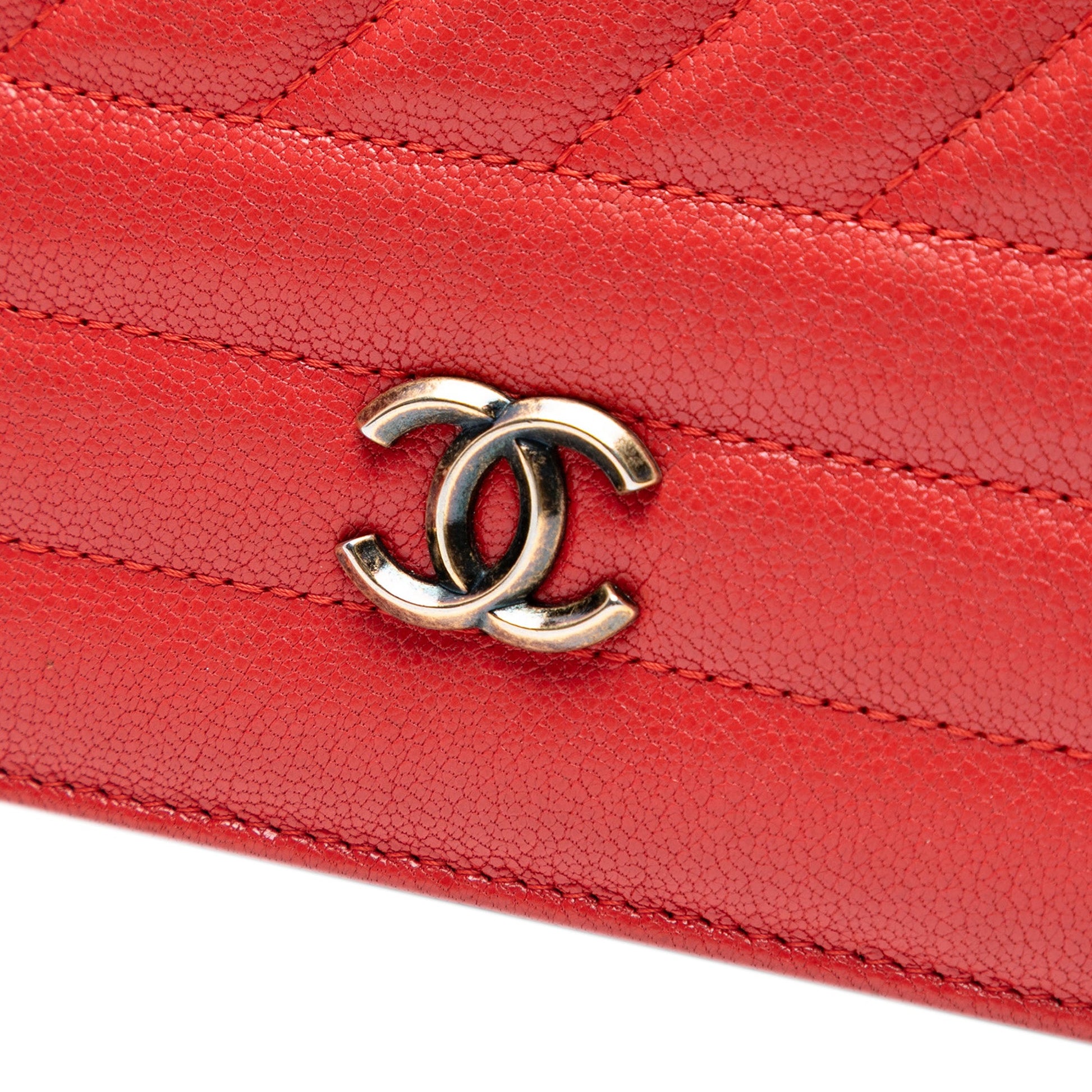 Chanel CC Diagonal Quilted Goatskin Wallet On Chain