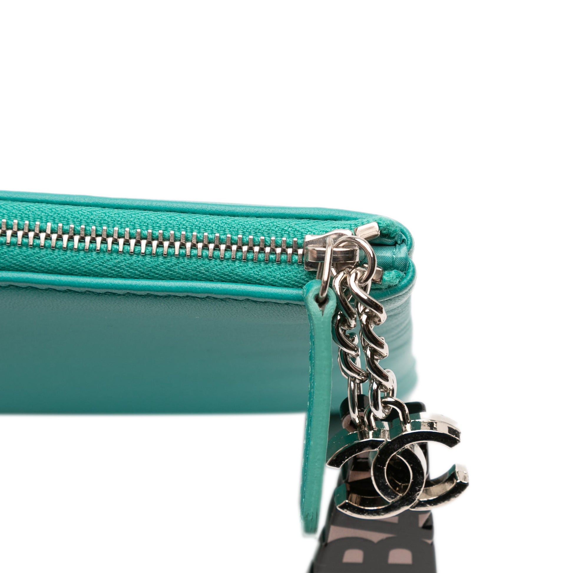 Chanel Medium Printed Lambskin Cuba La Habana O Case Clutch
