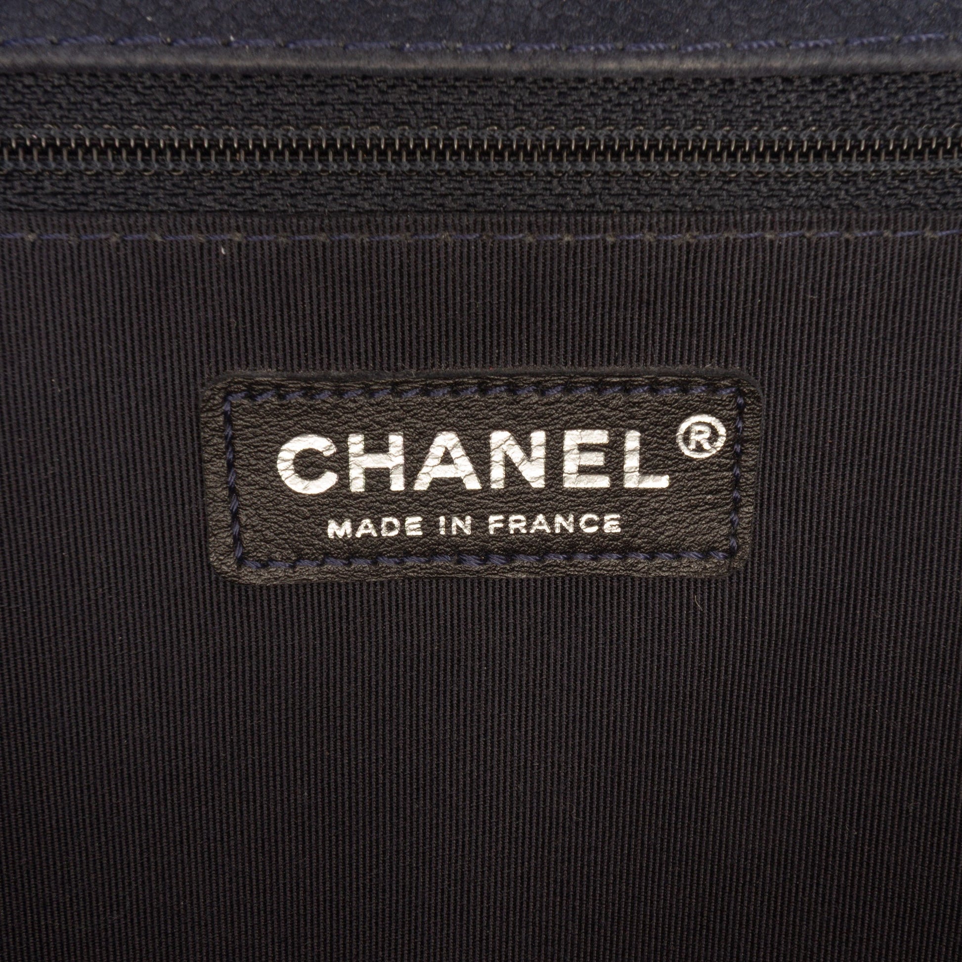 Large Iridescent Quilted Caviar Boy Flap