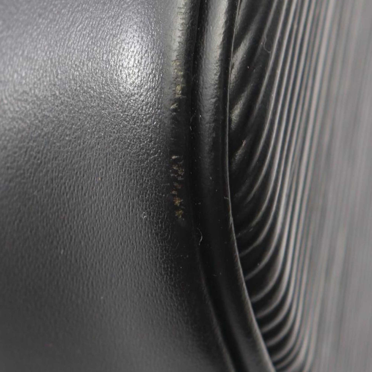 Louis Vuitton Epi Alma PM