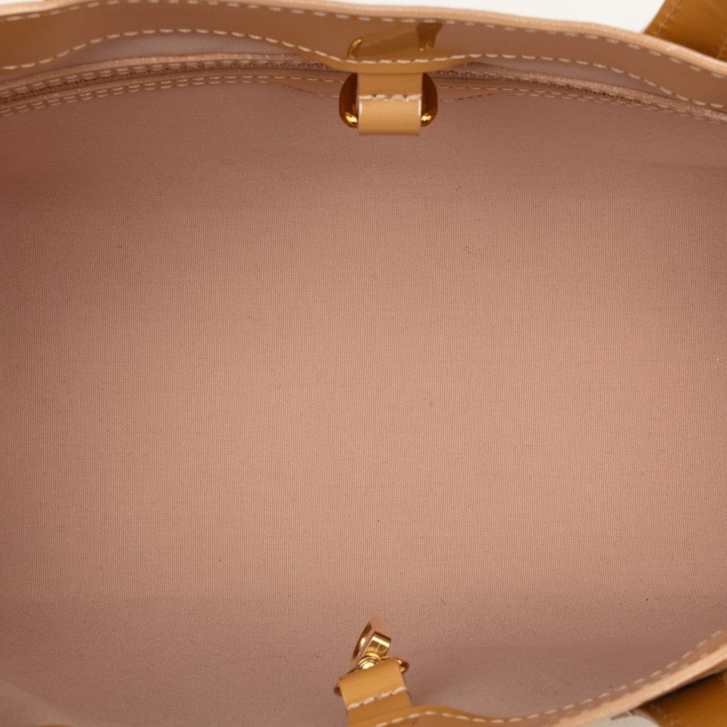 Louis Vuitton Monogram Vernis Wilshire PM