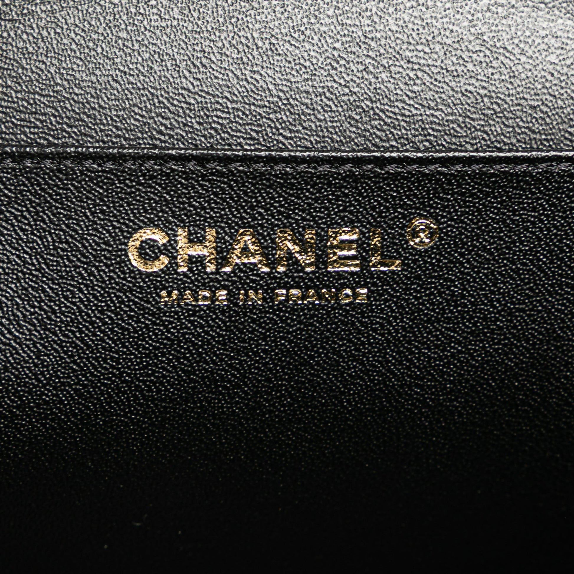 Chanel Large Quilted Lambskin Knock On Wood Vanity Case
