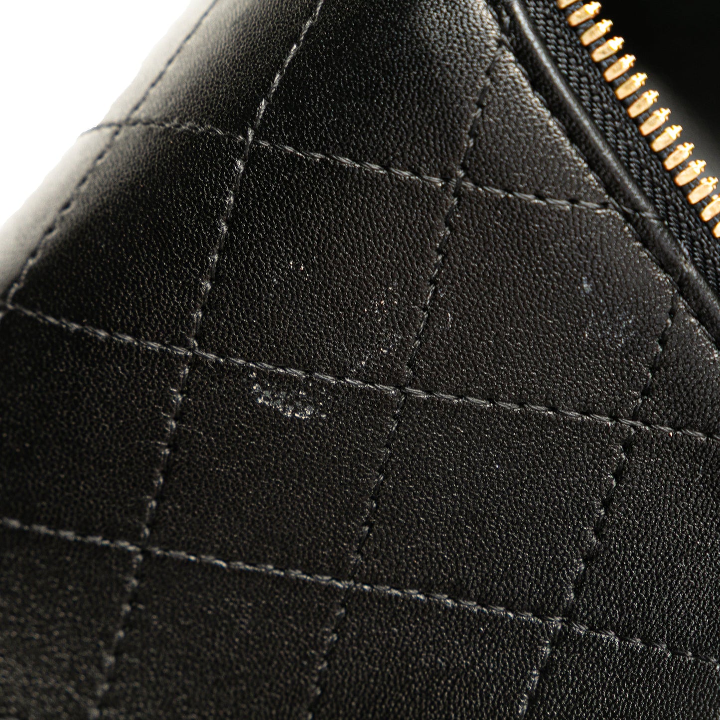 Chanel Large Quilted Lambskin Knock On Wood Vanity Case