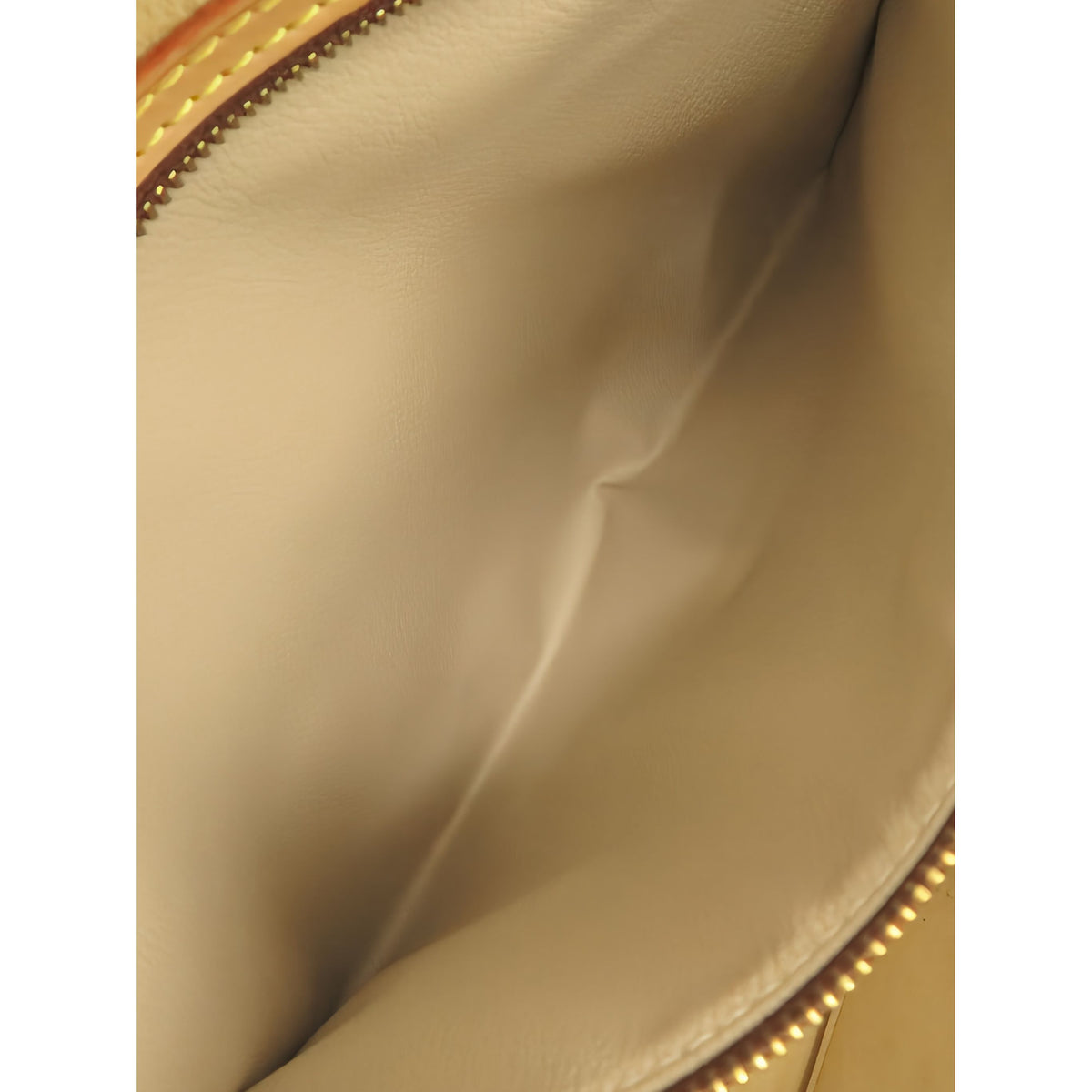 Louis Vuitton Monogram Luco — Brown