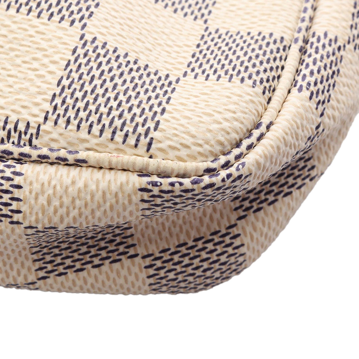 Louis Vuitton Damier Azur Pochette Accessoires — White