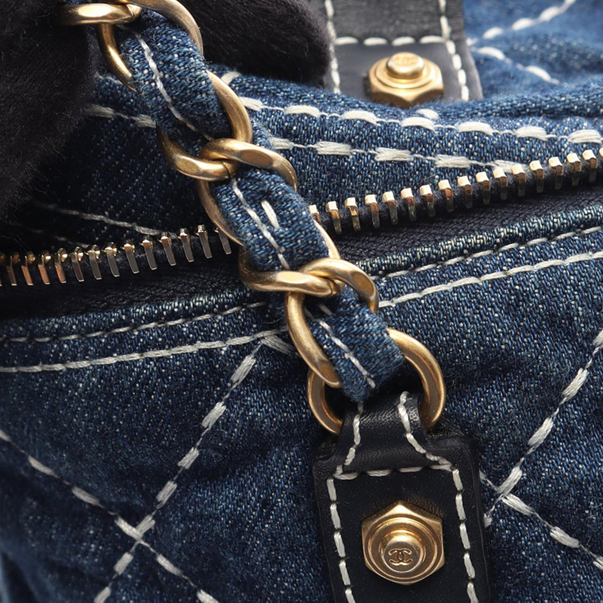 Chanel CC Denim Vanity Bag — Blue