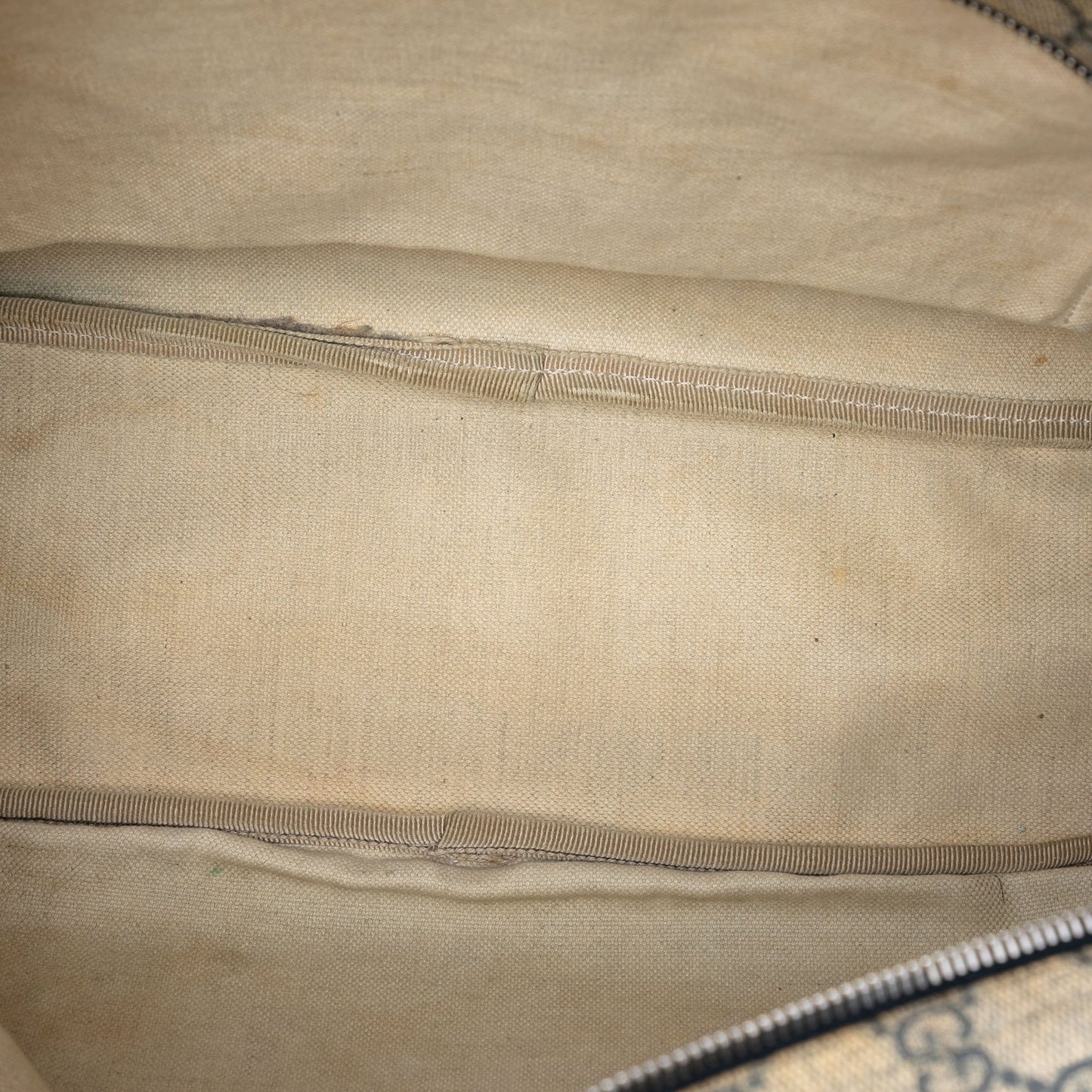 Gucci GG Supreme Crossbody