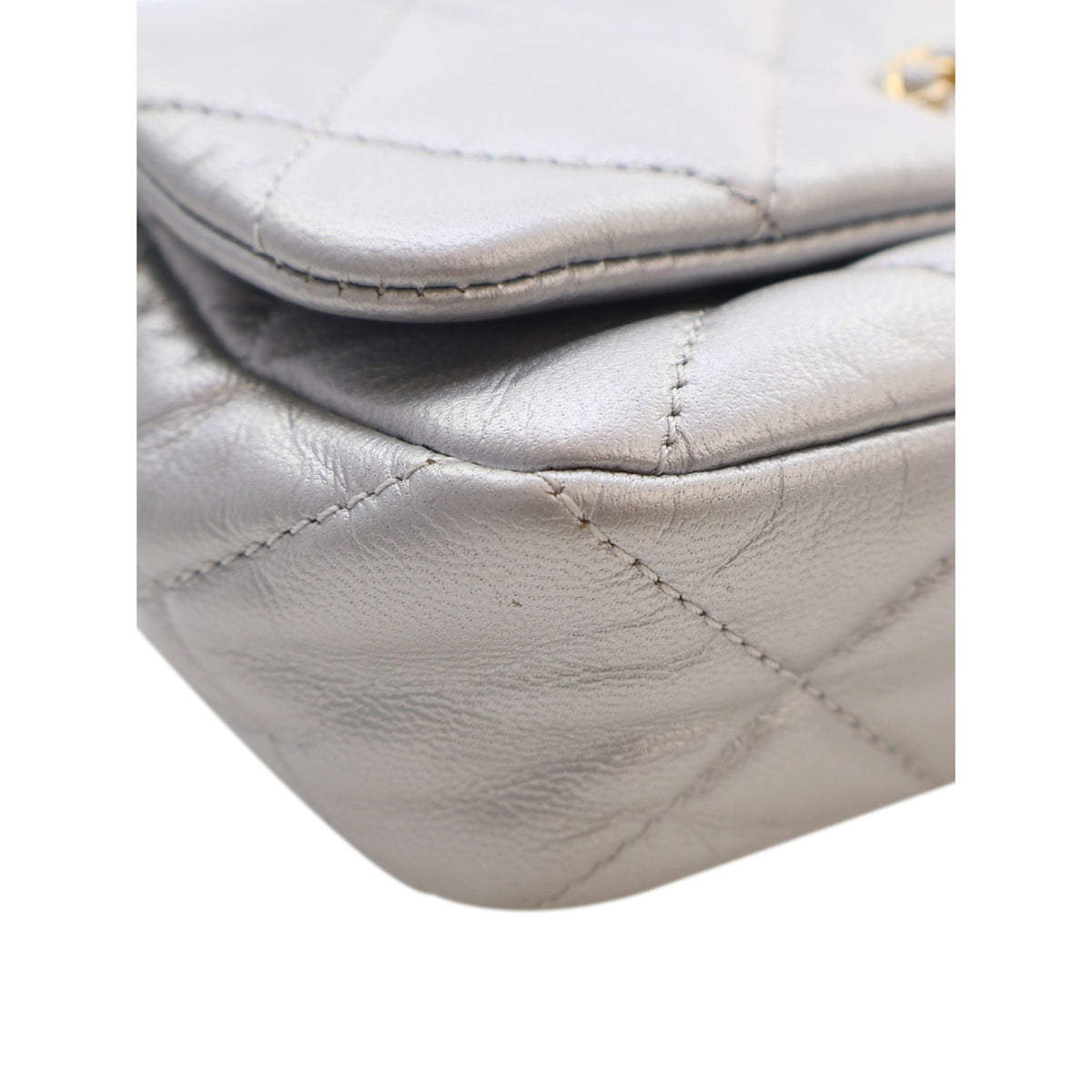 Chanel Metallic Lambskin 19 Belt Bag — Silver