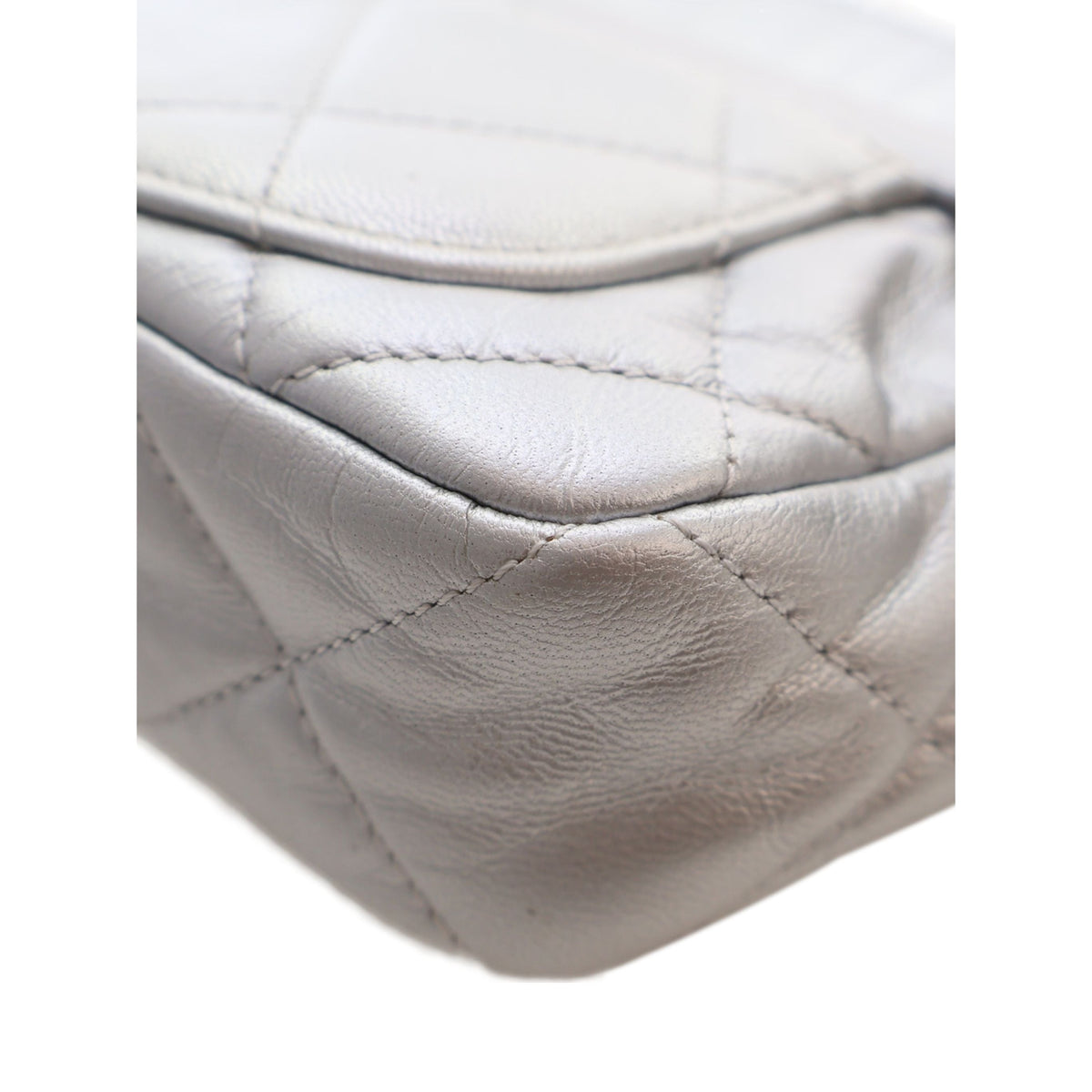Chanel Metallic Lambskin 19 Belt Bag — Silver