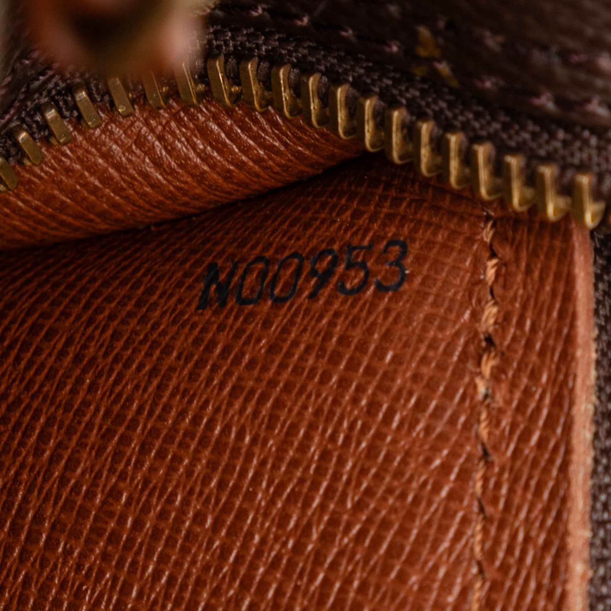 Louis Vuitton Monogram Papillon 30