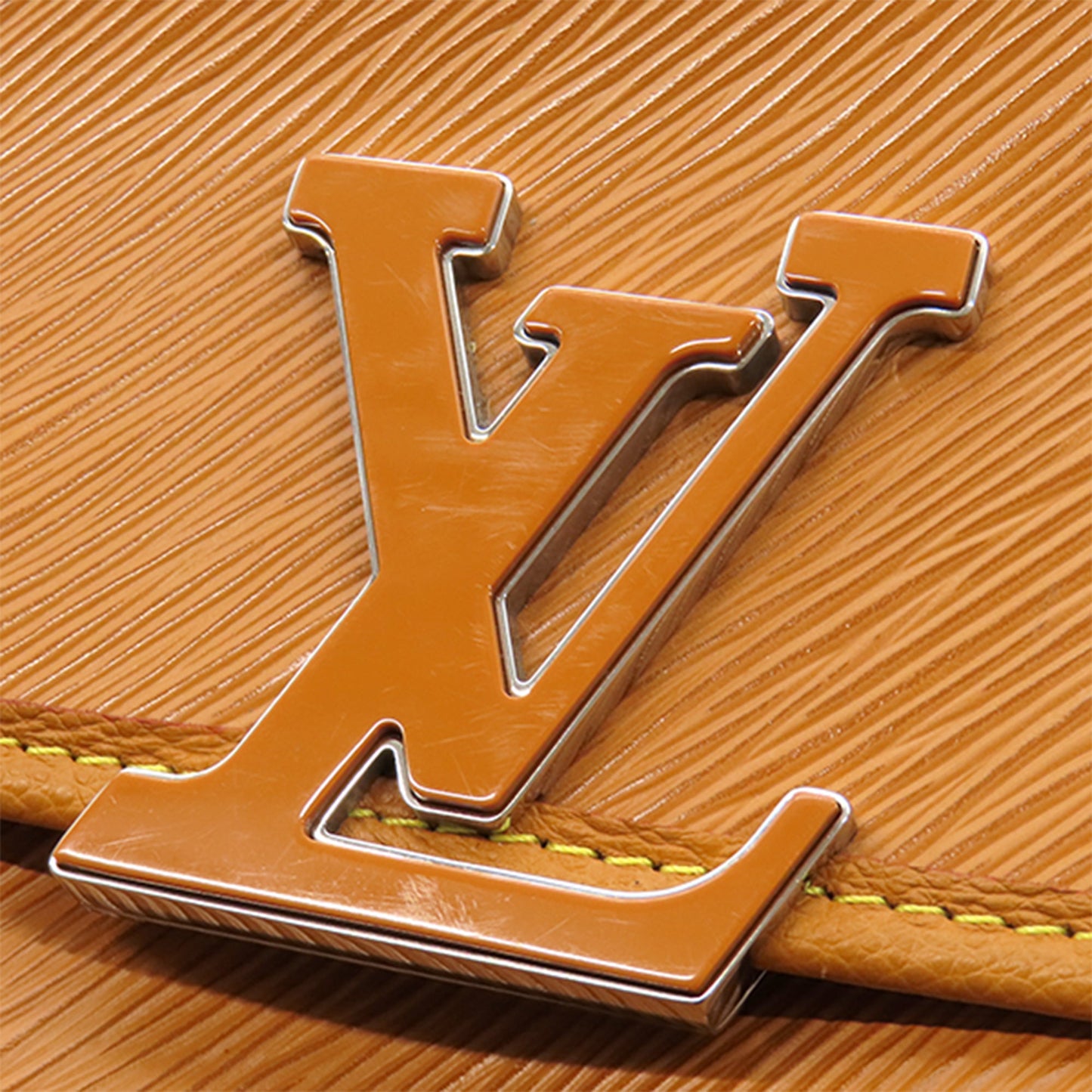 Louis Vuitton Epi Buci