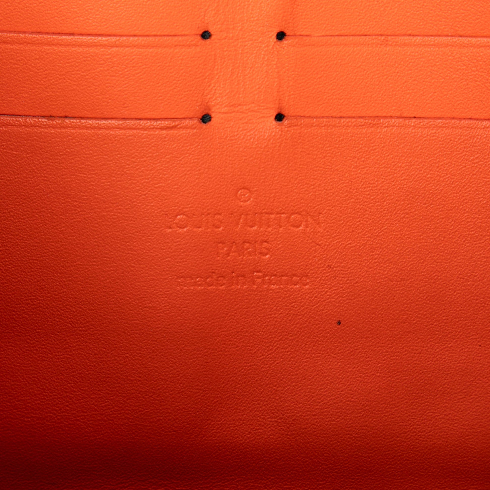 Louis Vuitton Damier Cobalt Race Pochette Voyage MM