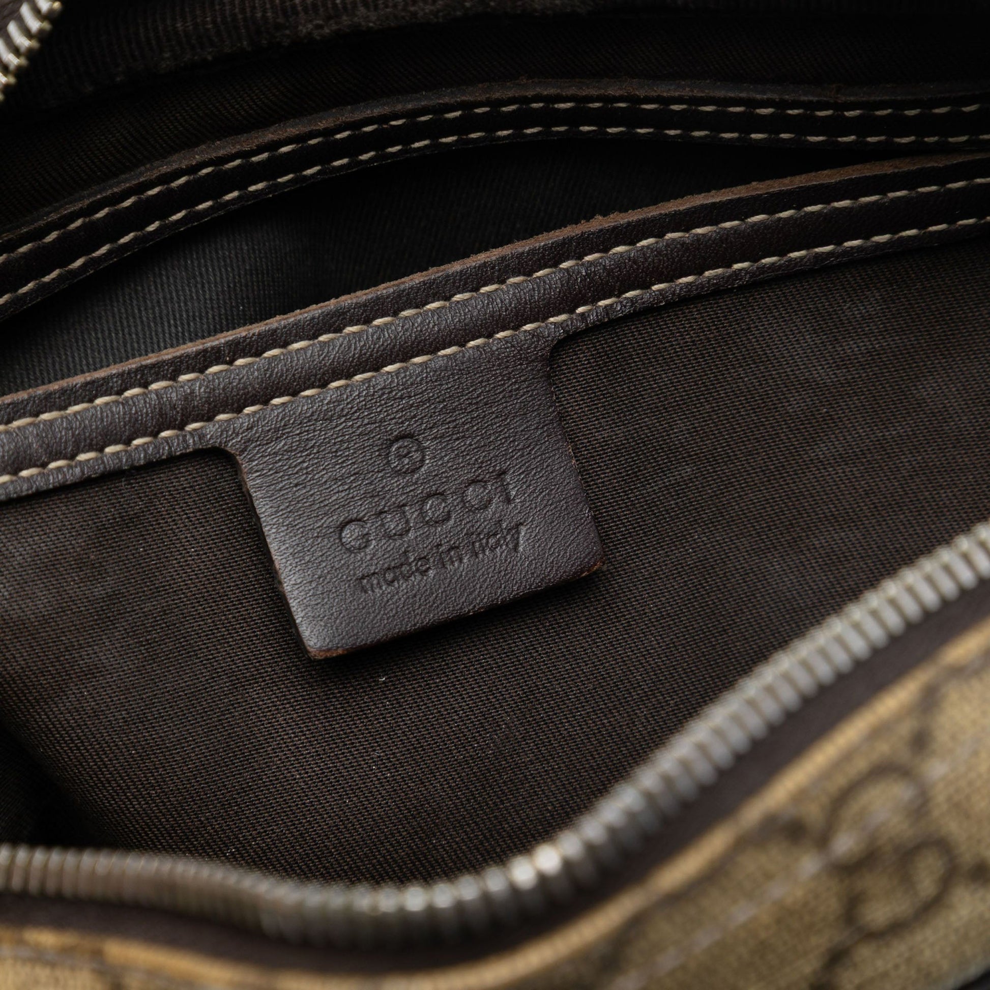 Gucci GG Supreme Crossbody