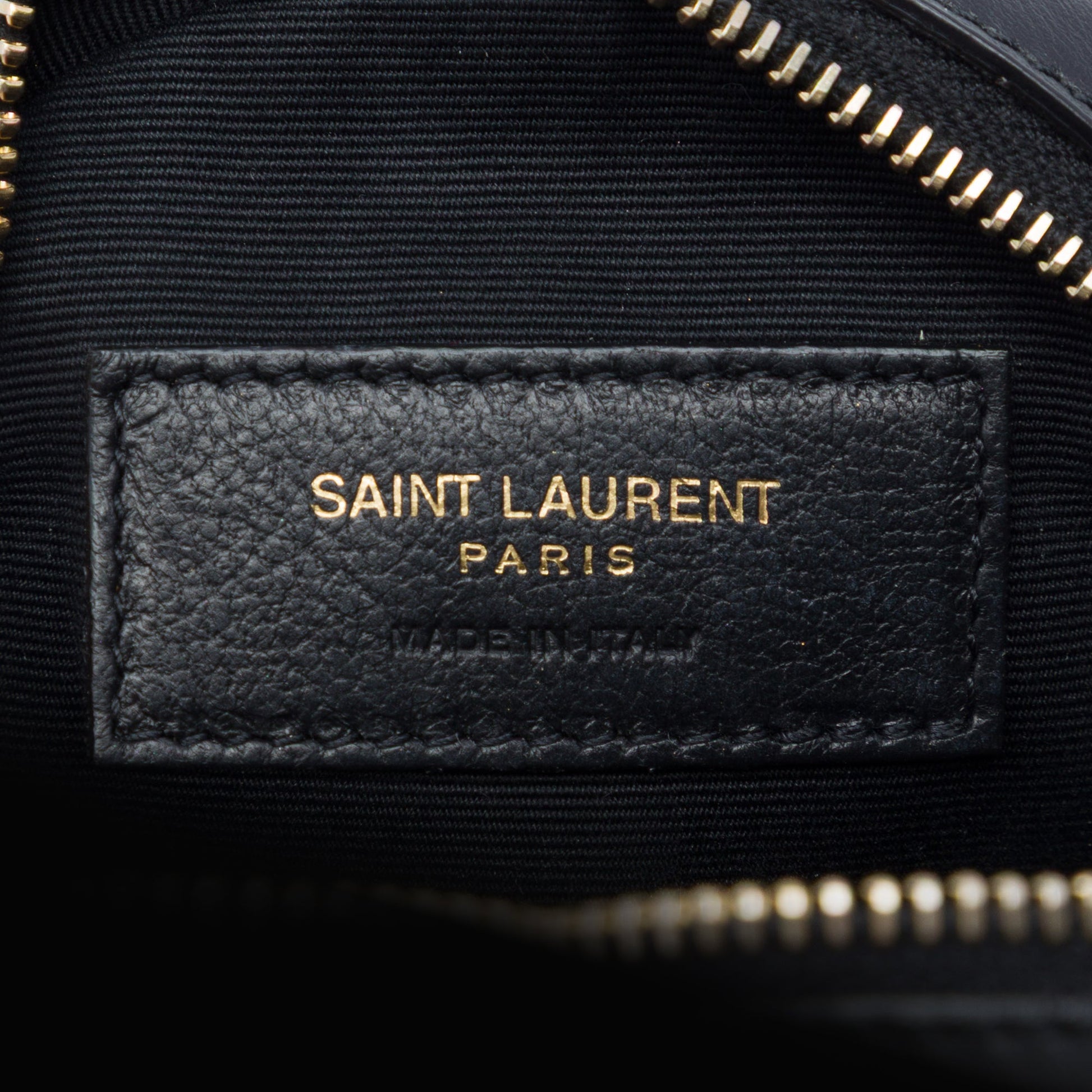 Saint Laurent Baby Chevron Calfskin Round Vinyle Belt Bag