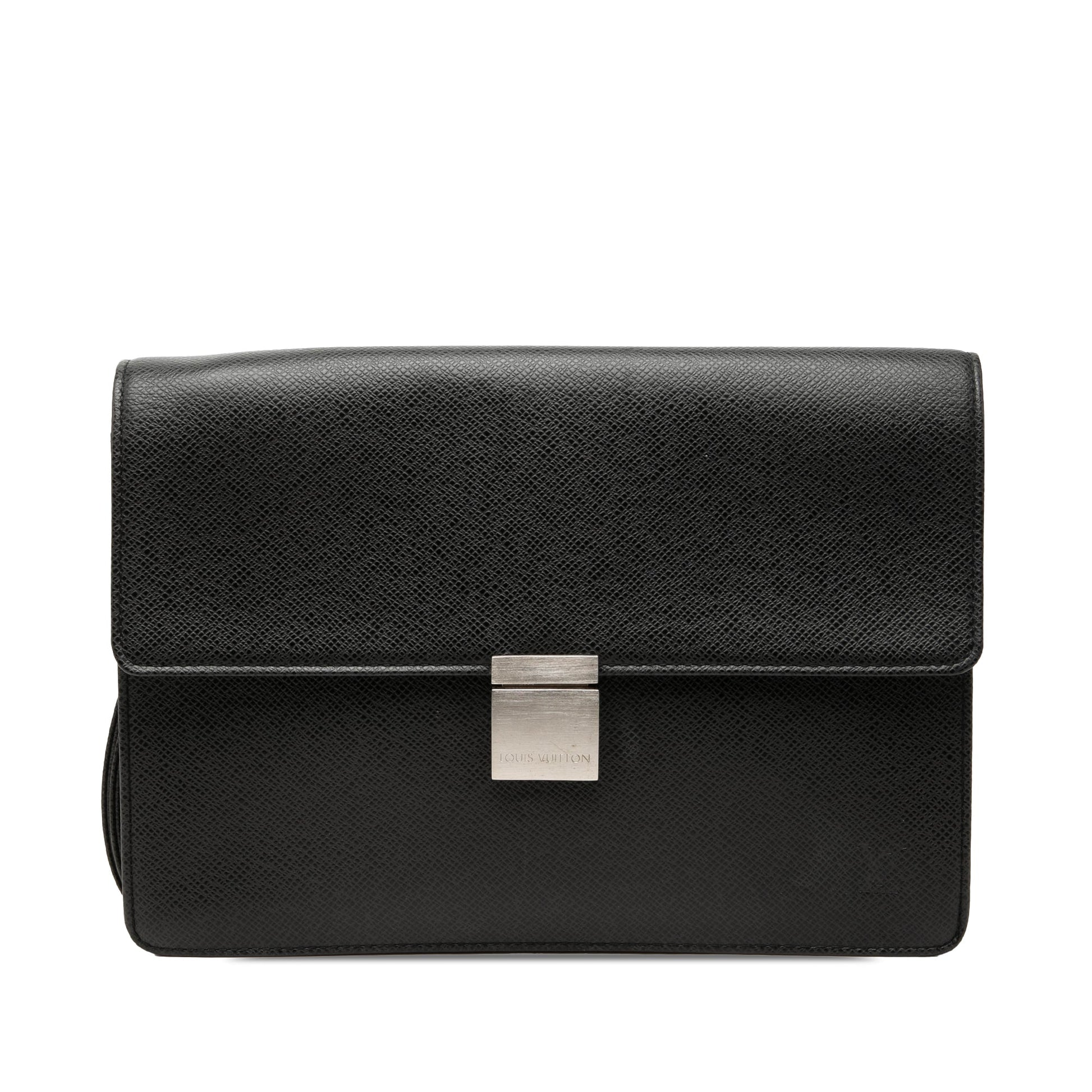 Louis Vuitton Taiga Selenga