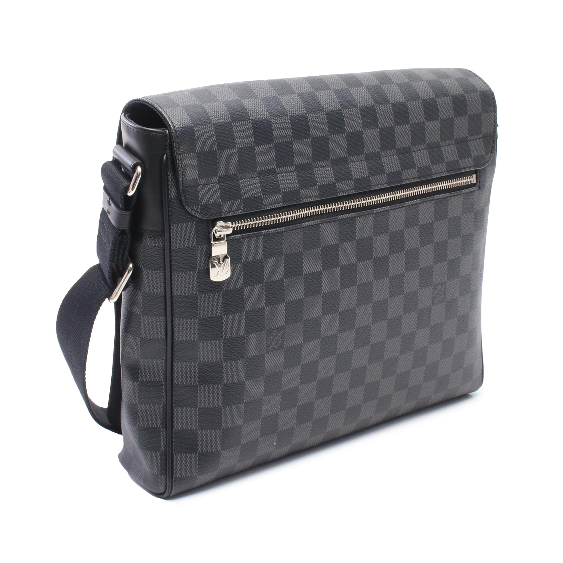 Louis Vuitton Damier Graphite District MM