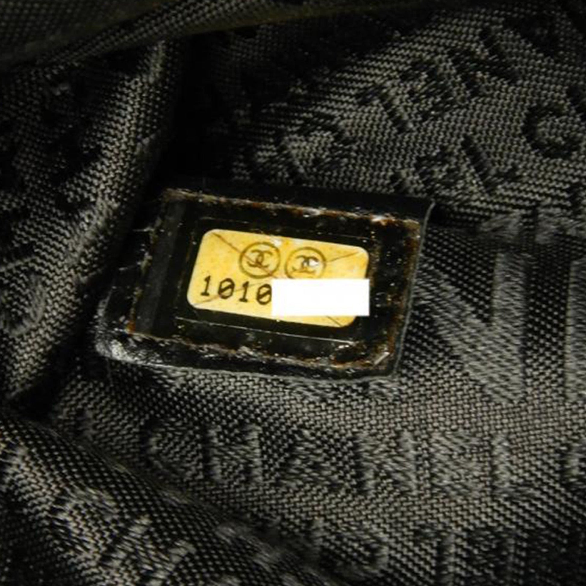 Chanel Chocolate Bar Caviar Shoulder Bag