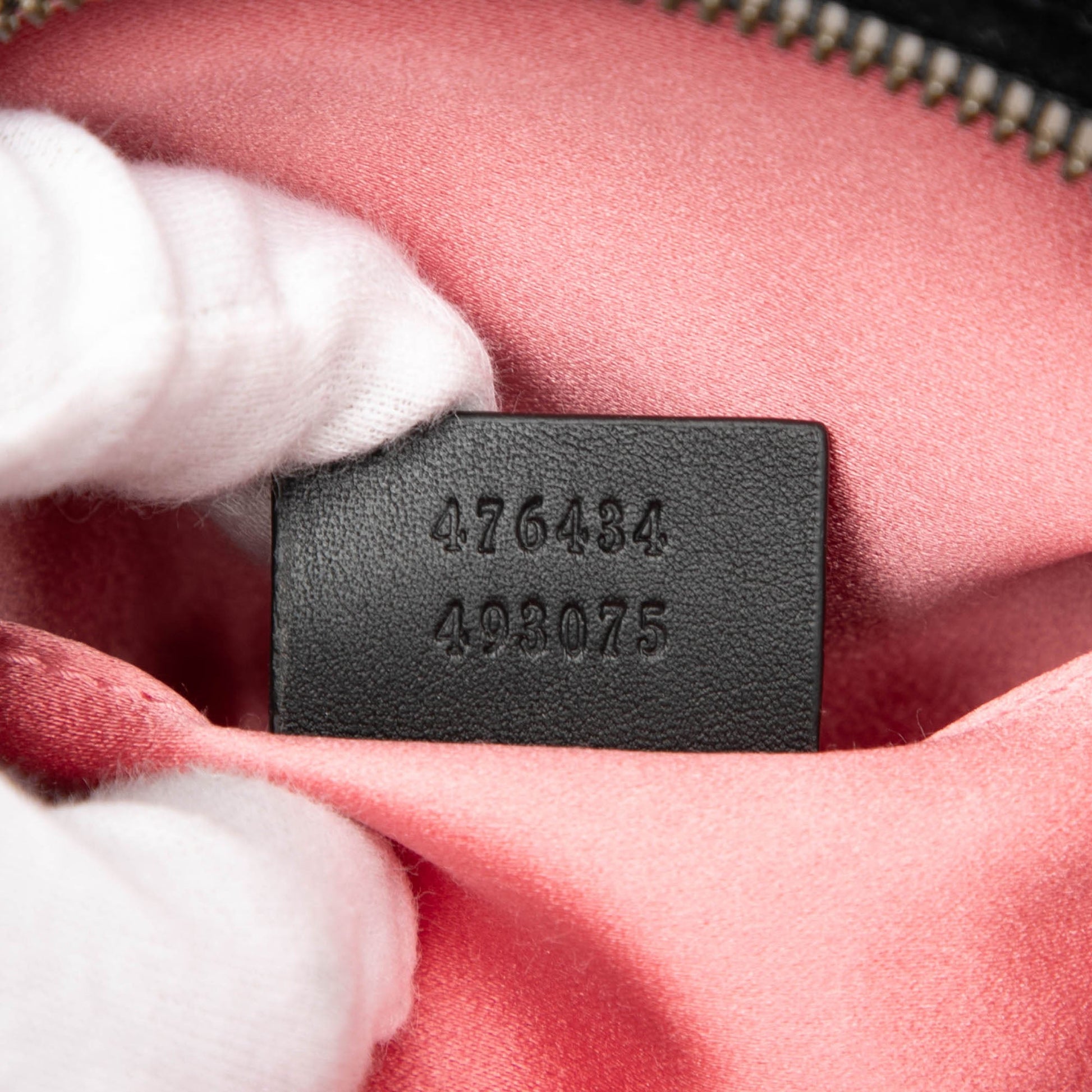 Gucci GG Marmont Matelasse Velvet Belt Bag