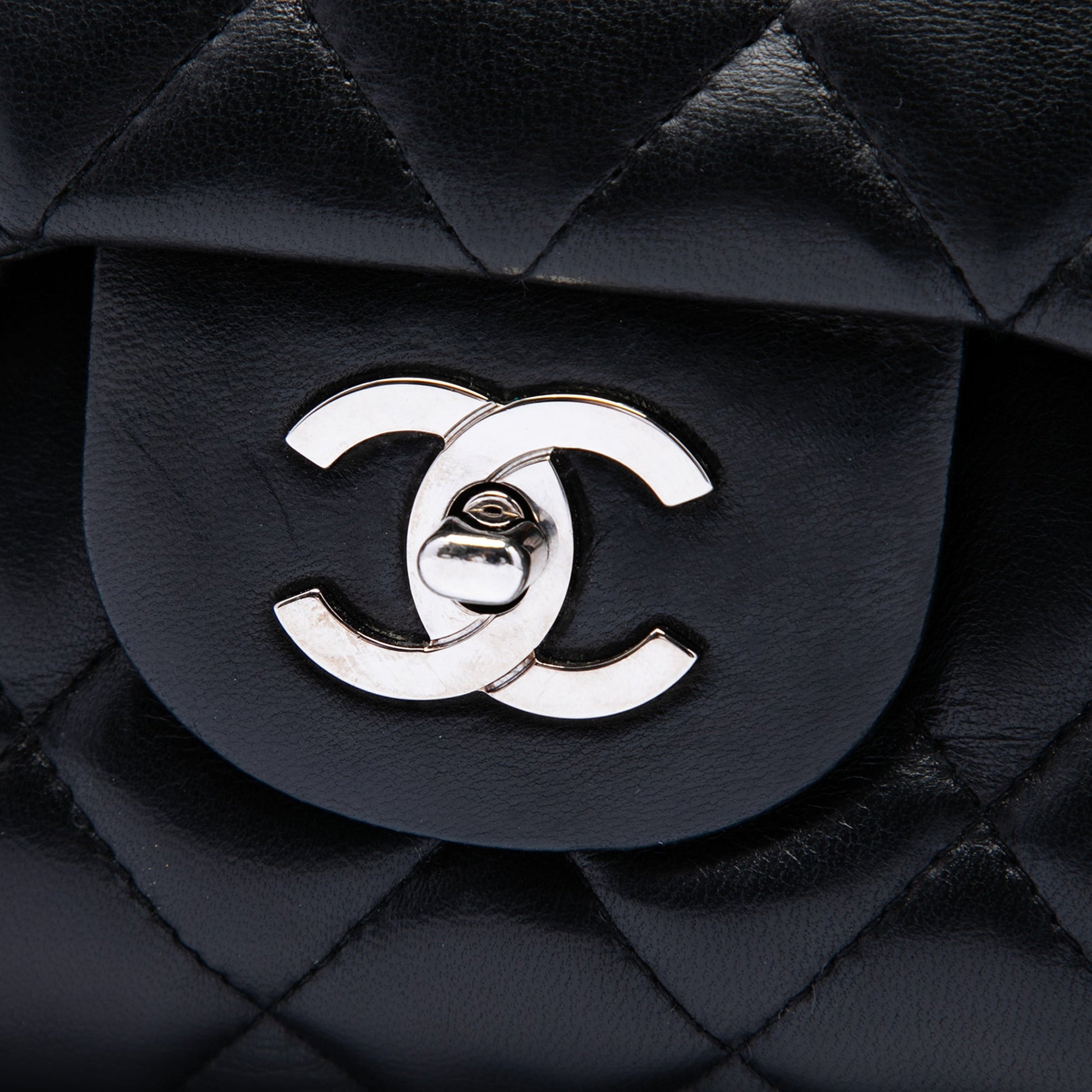 Chanel Jumbo Classic Lambskin Single Flap