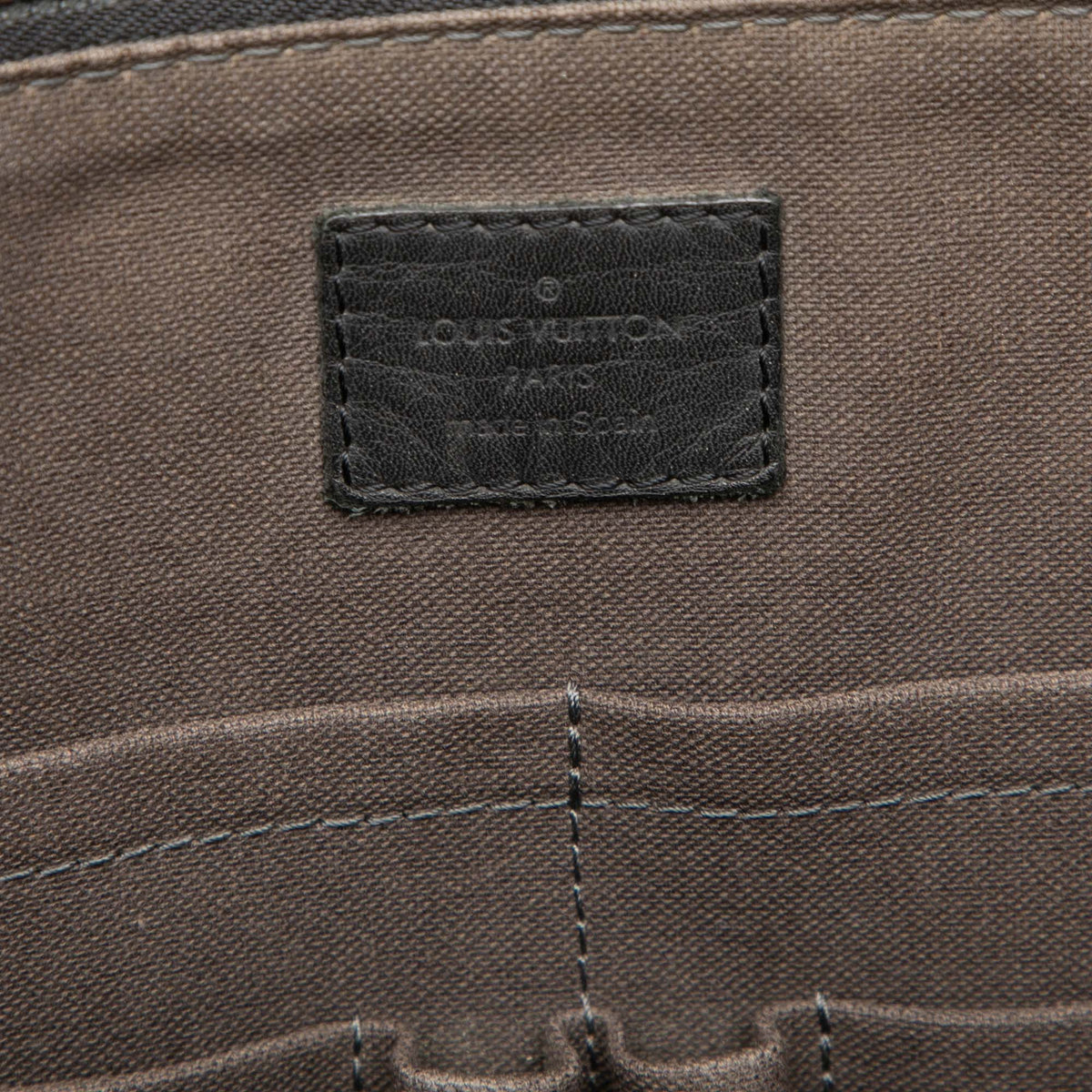 Louis Vuitton Damier Infini Porte Documents Jour — Black