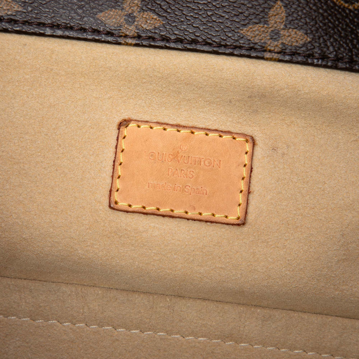 Louis Vuitton Monogram Artsy MM
