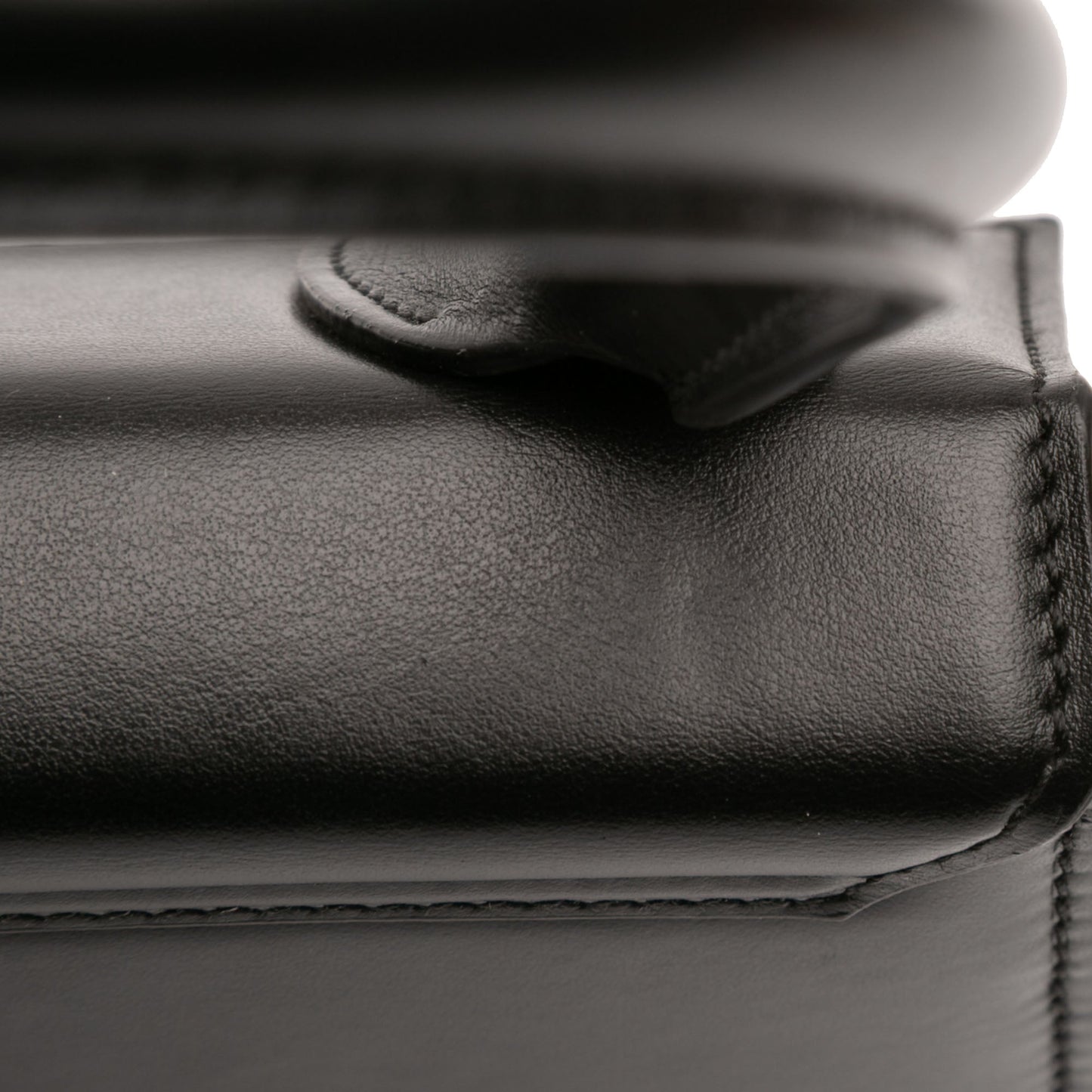 Jacquemus Leather Le Chiquito Moyen