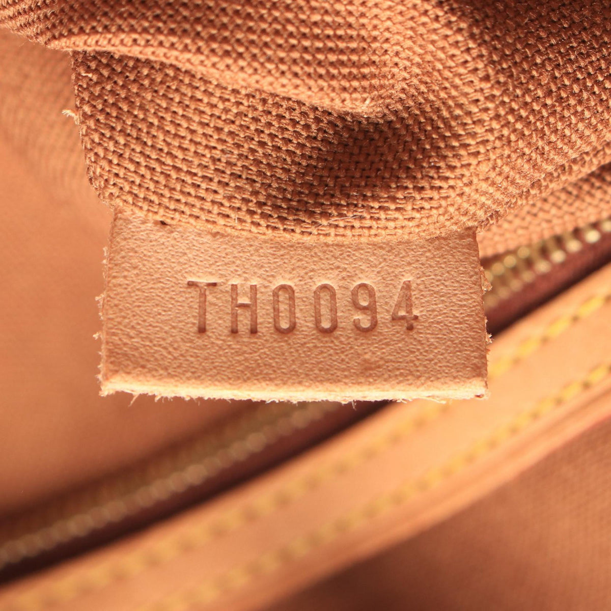 Louis Vuitton Monogram Cabas Mezzo