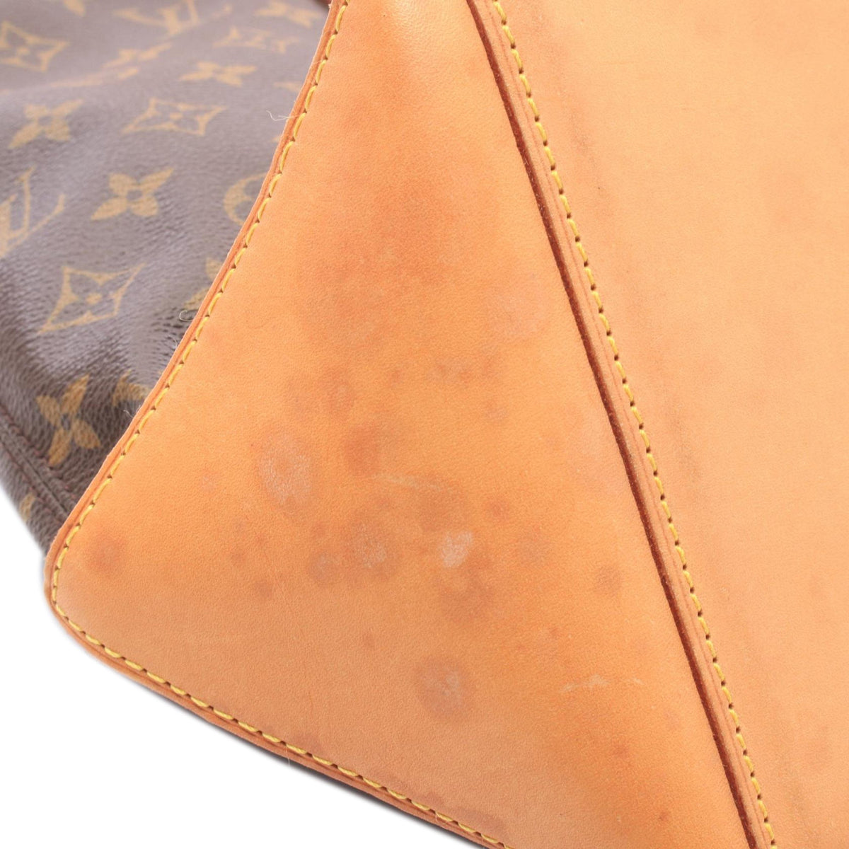 Louis Vuitton Monogram Cabas Mezzo